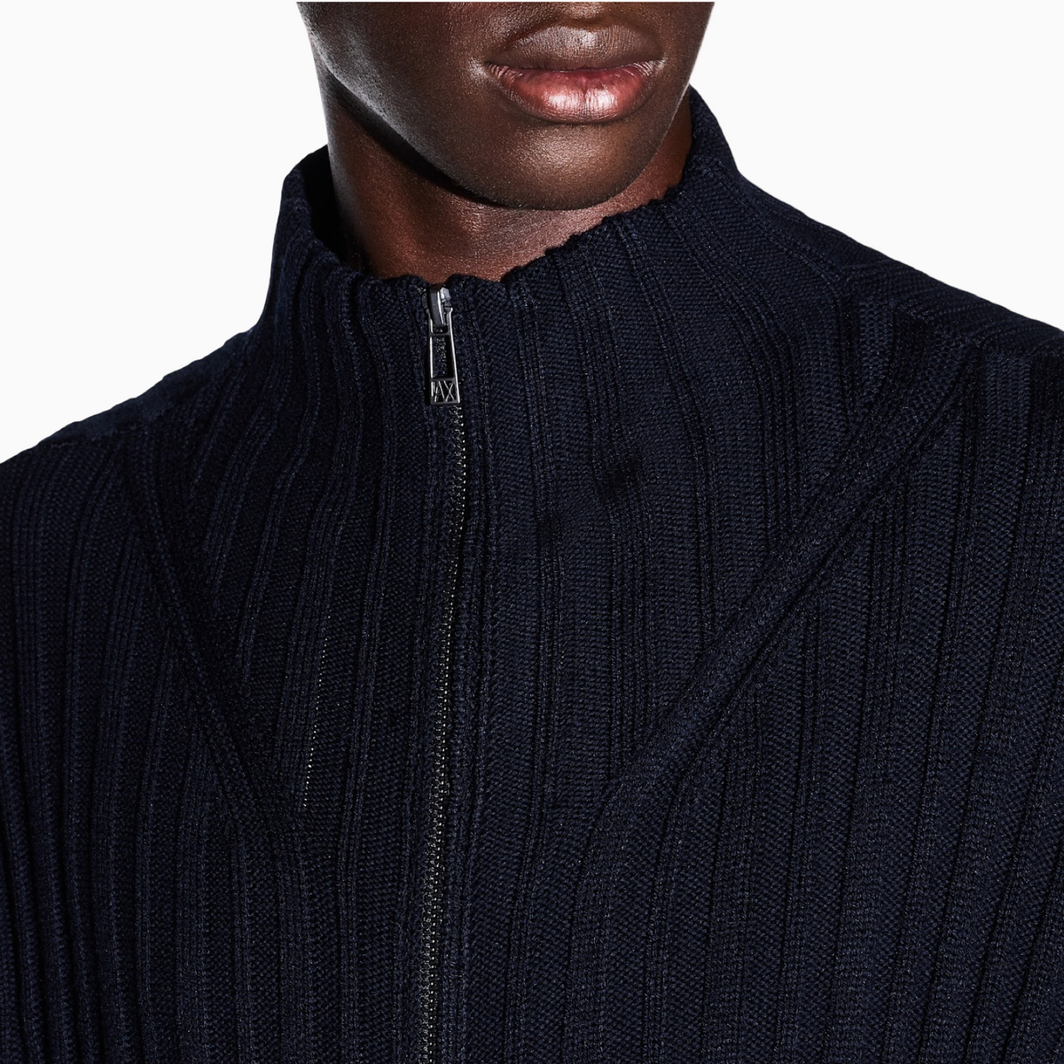 Мъжка жилетка Armani Exchange Men Cardigan XM002998 AF14008 UB101 Close-Up