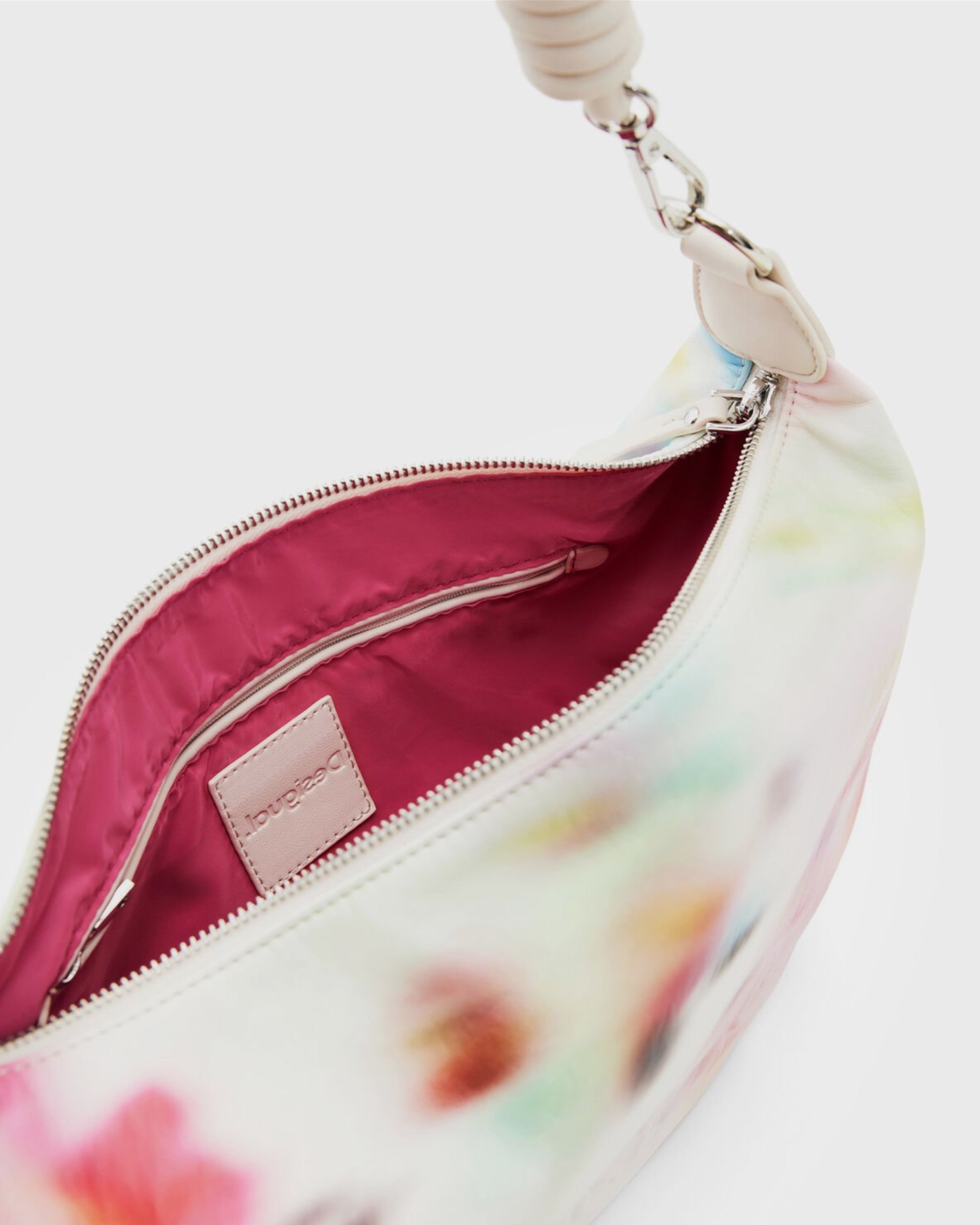 Дамска чанта за рамо Women’s midsize out-of-focus shoulder bag Desigual
23SAXP98 9019U