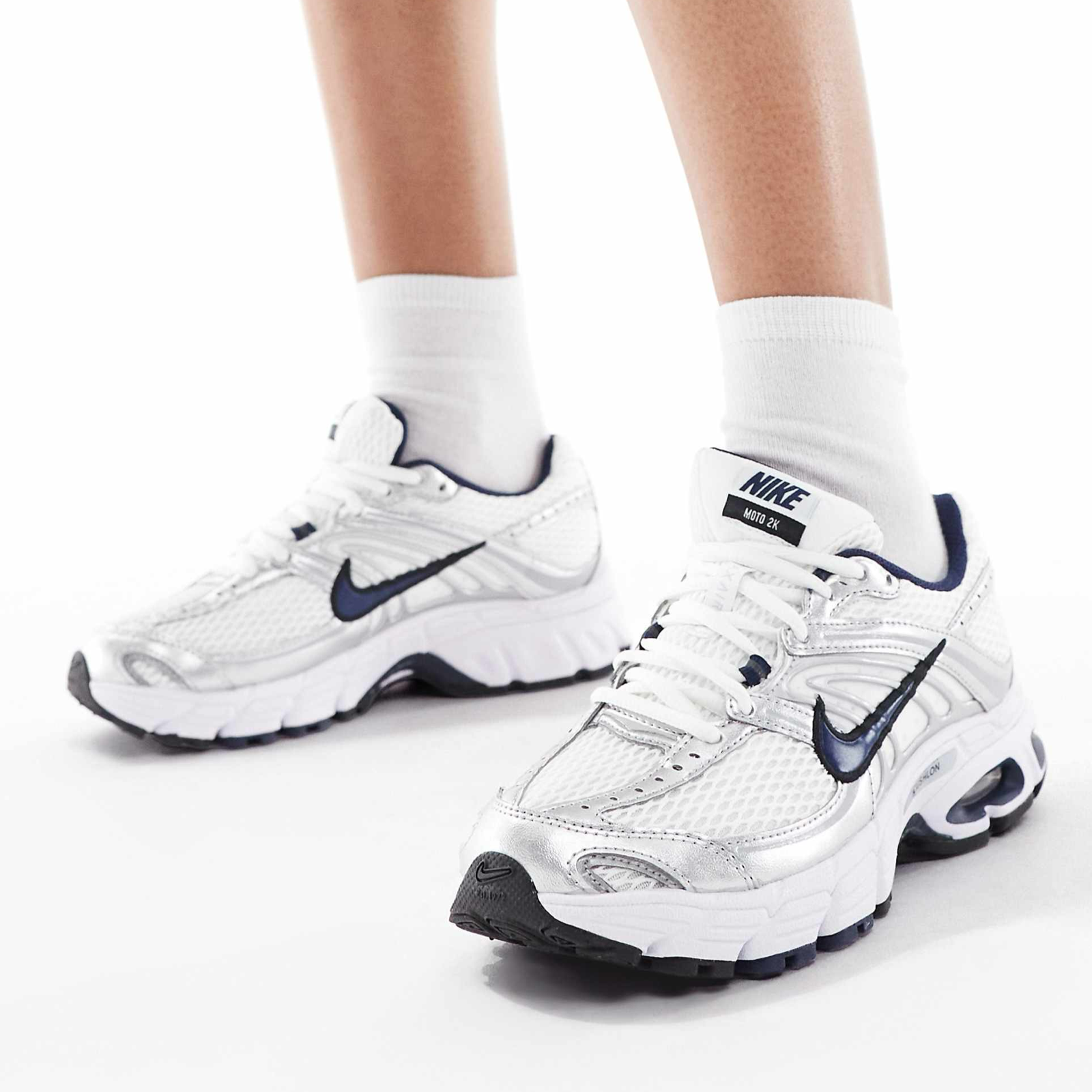 Дамски маратонки Nike Air Max Moto 2K Women Sneakers HQ2056-104 Model View