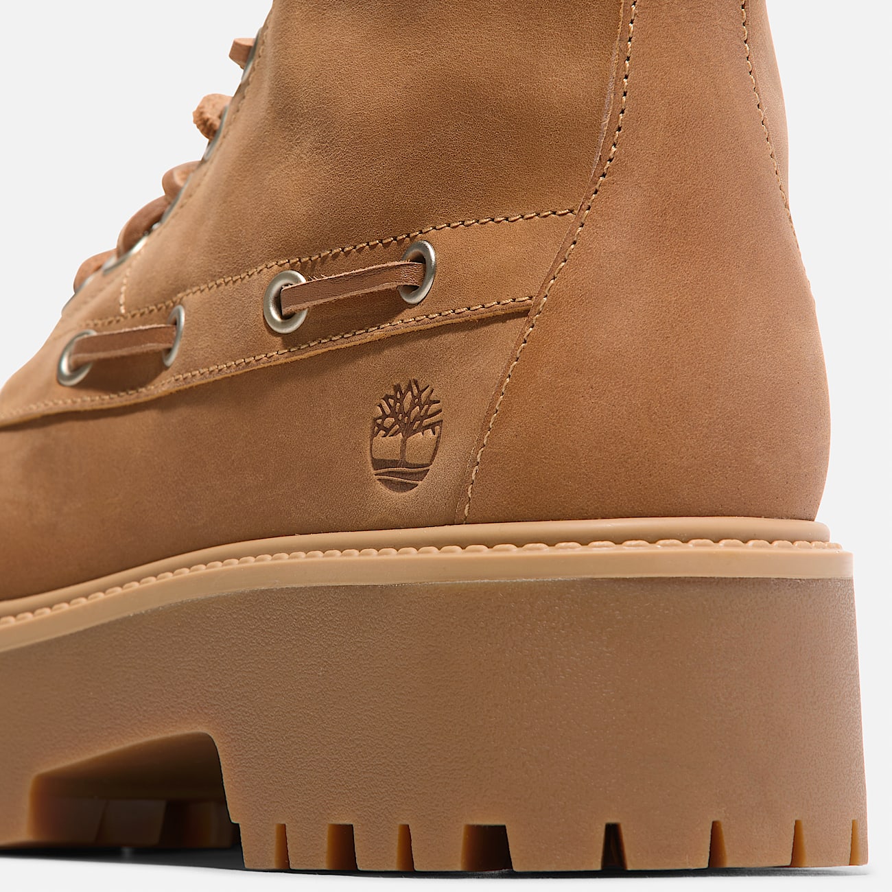 Women’s Stone Street Mid 7-Eye Platform Ankle Boots Timberland TB0A27YZEN1 Wheat Full-Grain Close up heel view