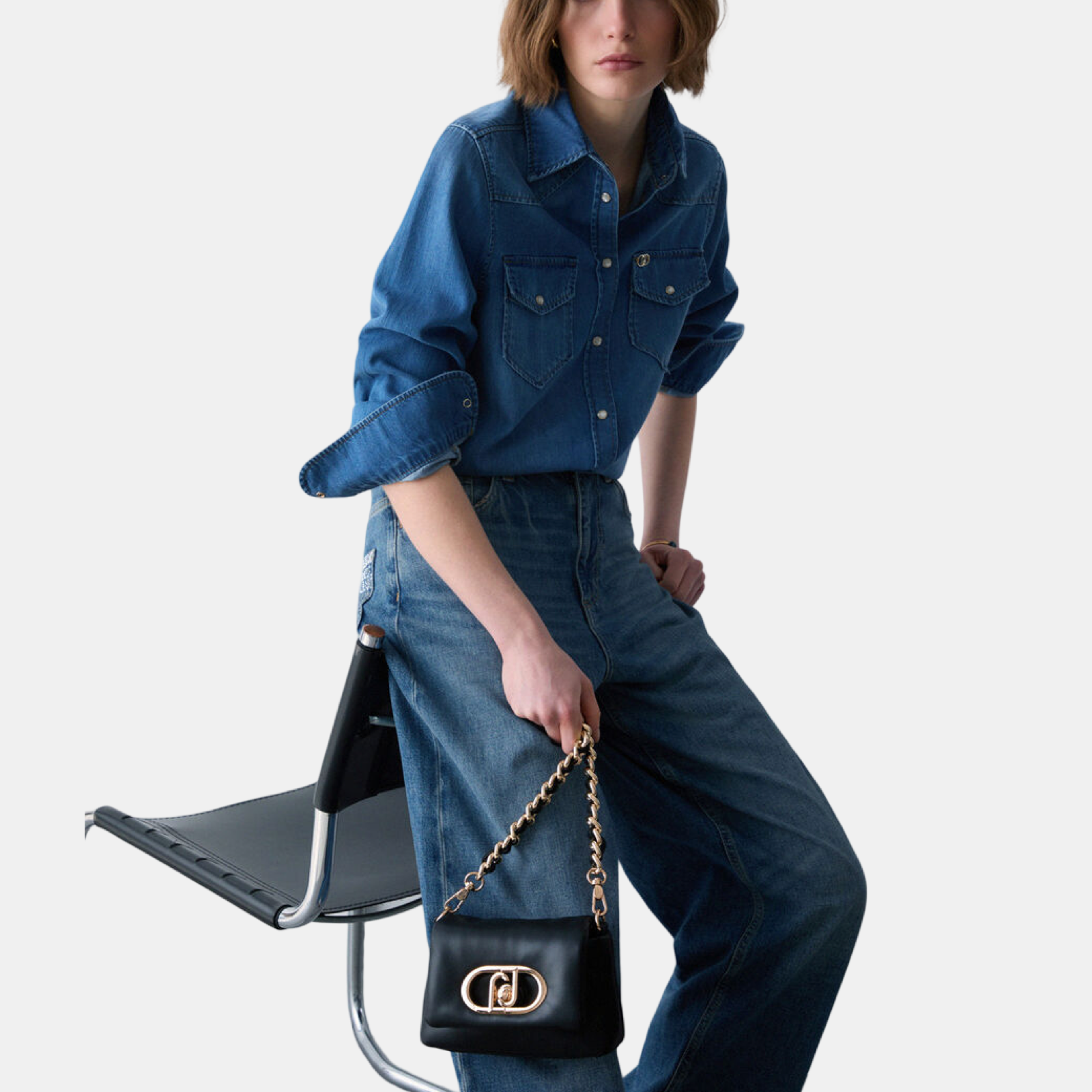 Дамска чанта Liu Jo La Puffy Shoulder Bag AA6269 E0953 22222 Model View