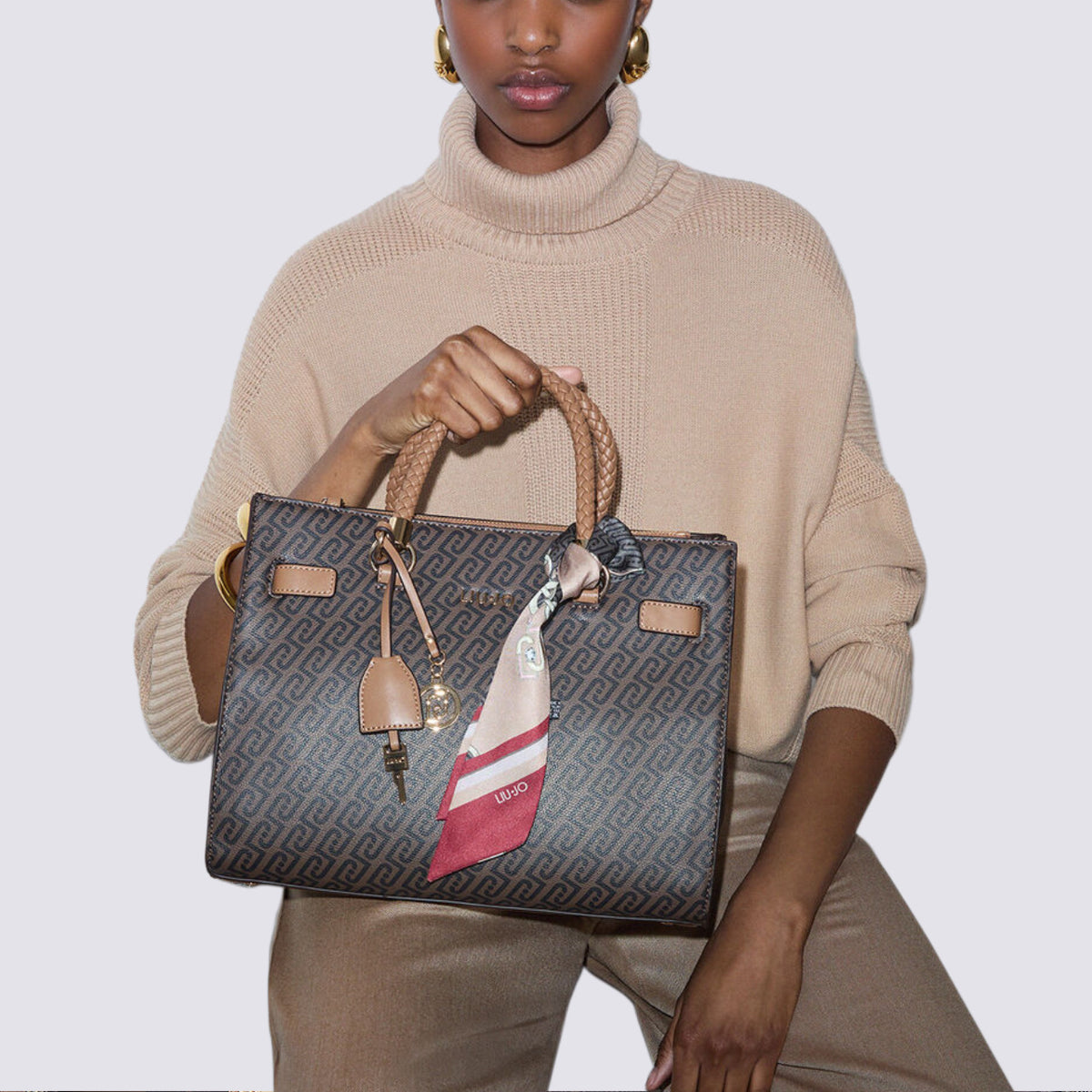 Дамска чанта Liu Jo women’s bag AF6086E1137 81140 Model view