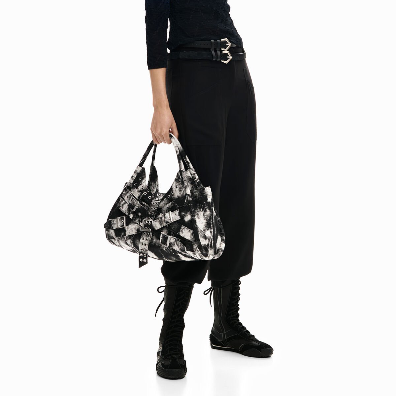 Дамска чанта Desigual Women Handbag 26SAXA54 9019 Hand View