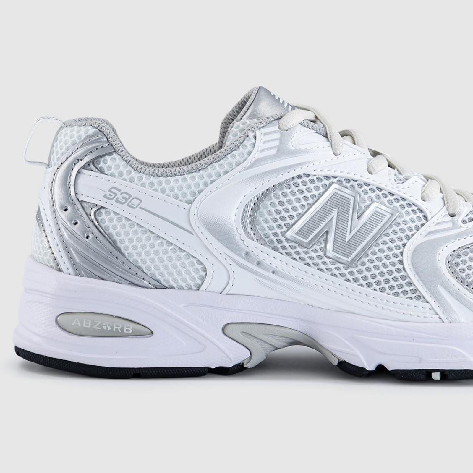 Дамски маратонки New Balance 530 Women Sneakers MR530EMA Close-Up