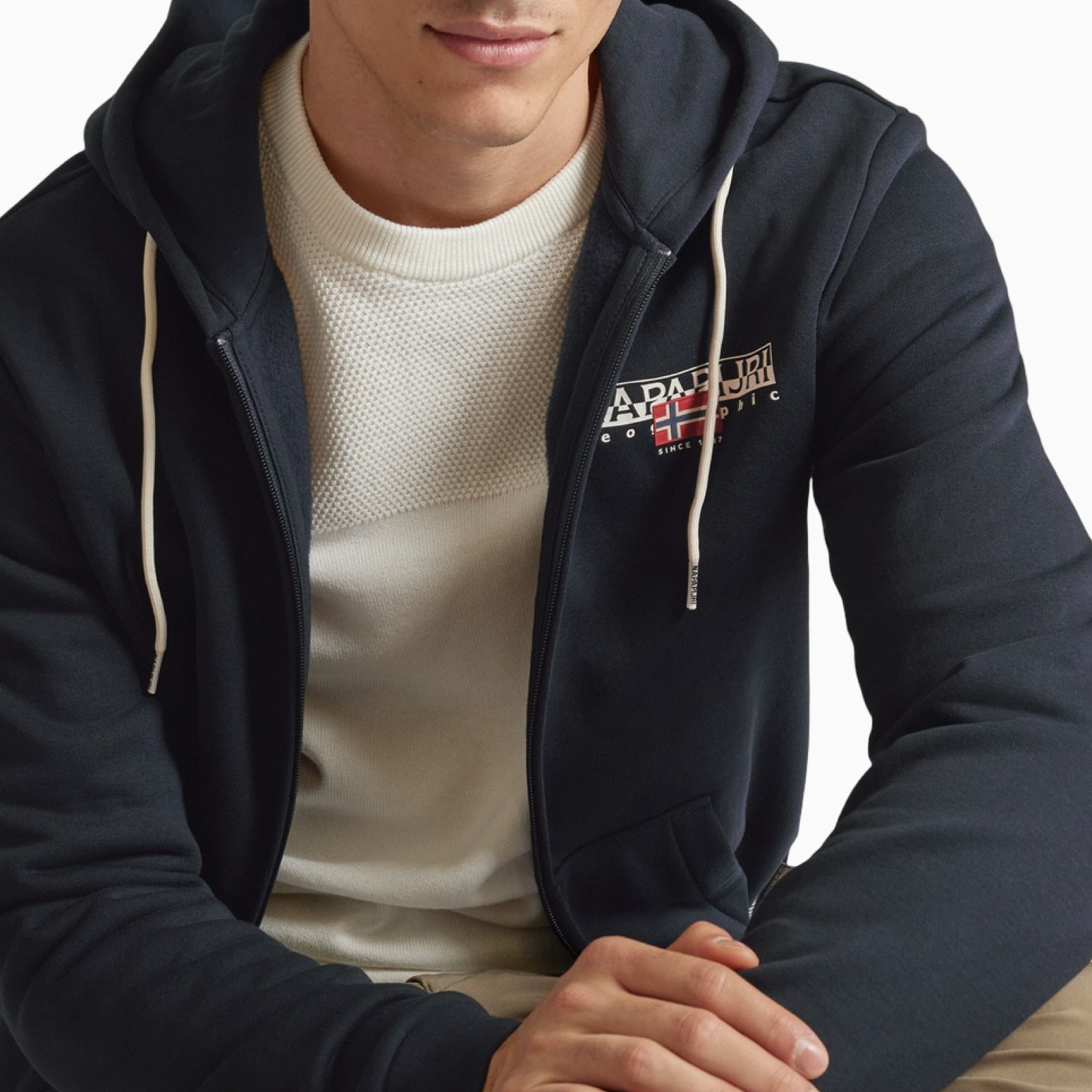 Мъжки суичър Napapijri Men Sweatshirt NP0A4I1E Close-Up
