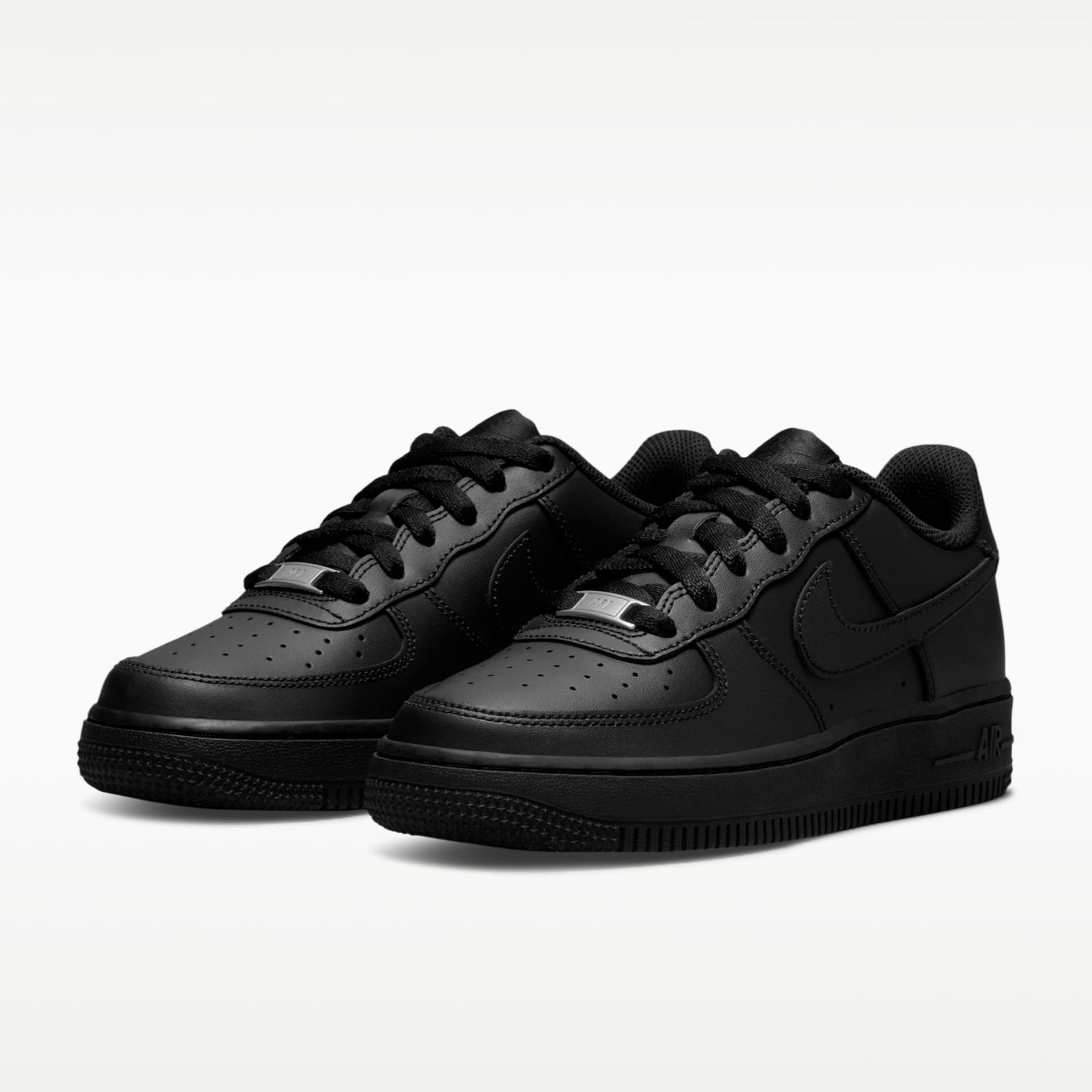 Дамски кецове Nike Air Force Le Women Sneakers DH2920-001 Lateral View
