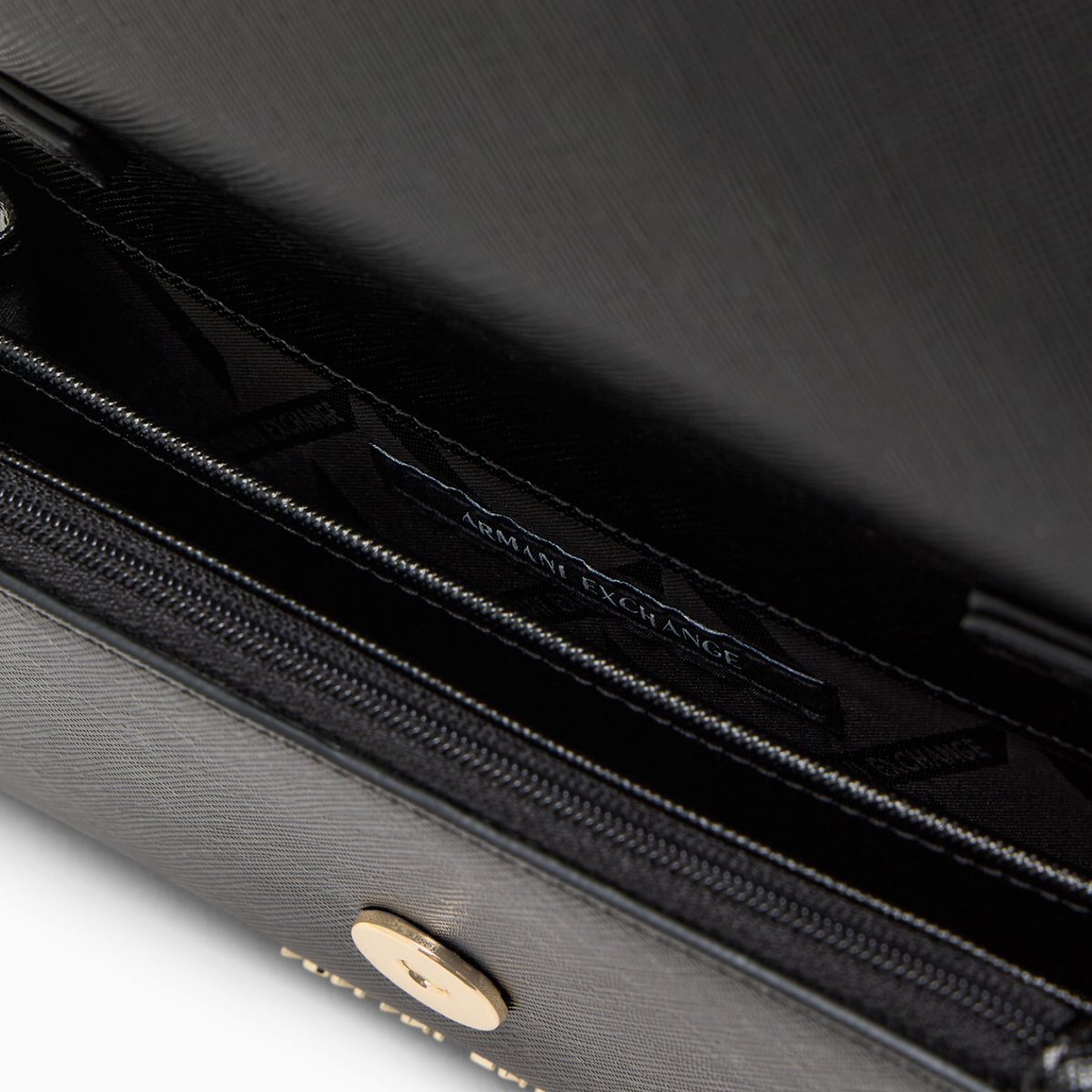 Дамско клъч портмоне Armani Exchange Women Clutch Wallet XW000358 AF26570 UC001 Inside View