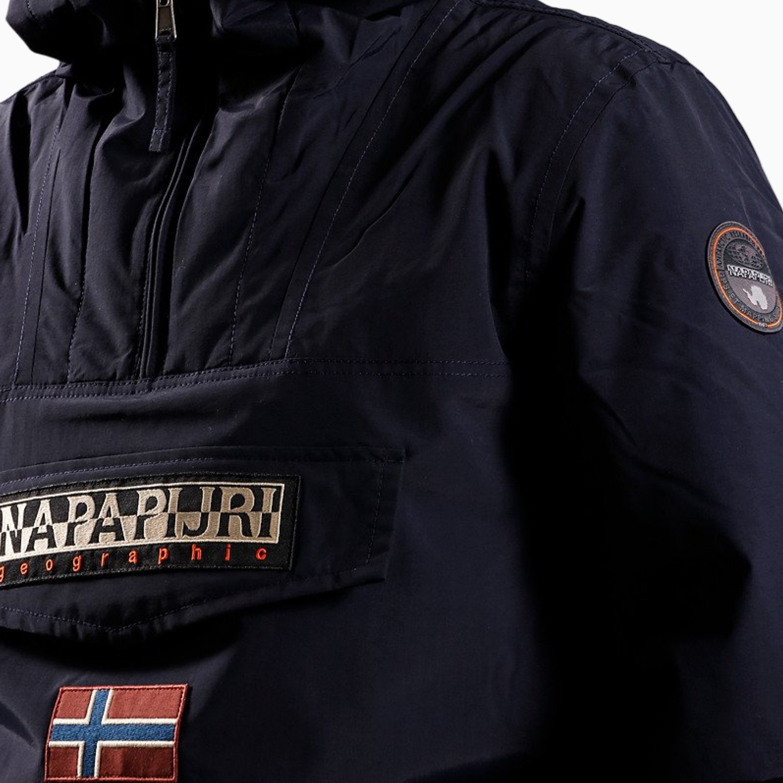 Мъжко синьо яке Napapijri Rain Forest Men Jacket NP0A4GMC Close-Up
