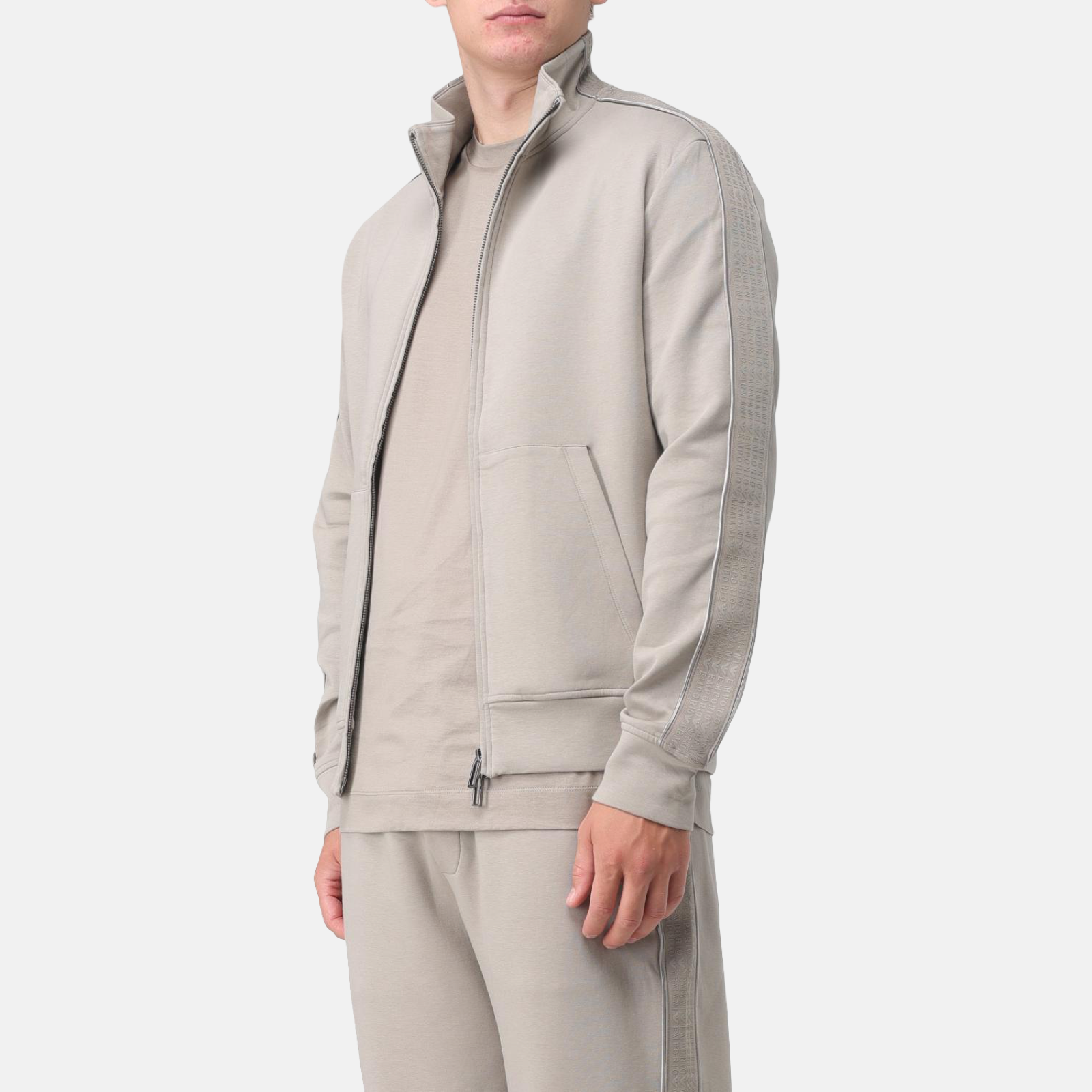 Мъжки сив суичър Emporio Armani
3R1MBA 1JHSZ Side View