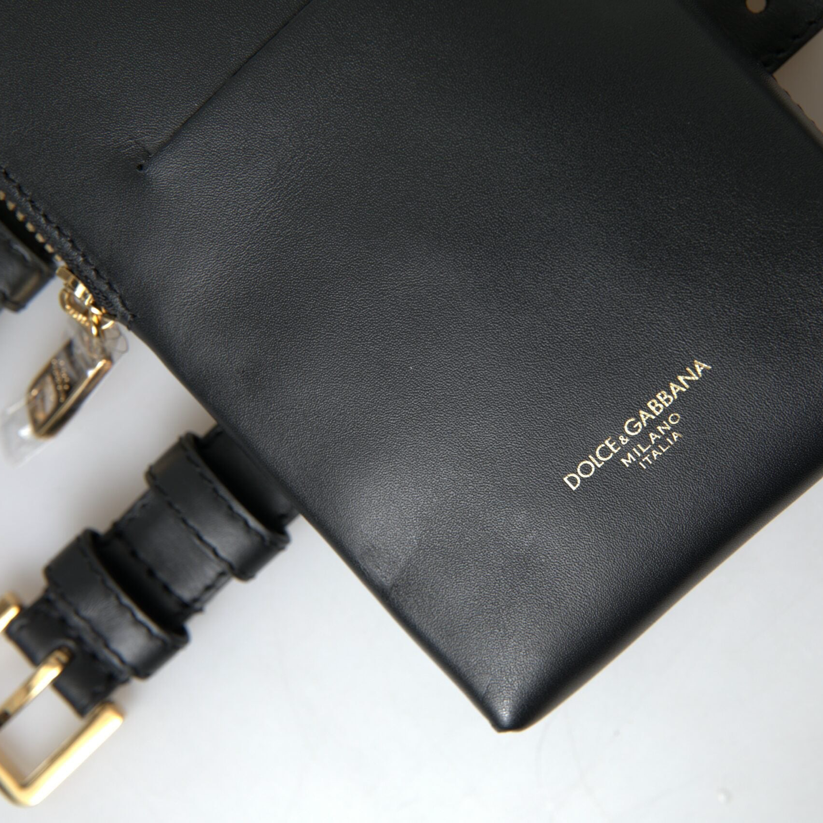 Dolce & Gabbana Leather Wristlet Clutch Wallet BJ0764 AC954 80999 Close-Up