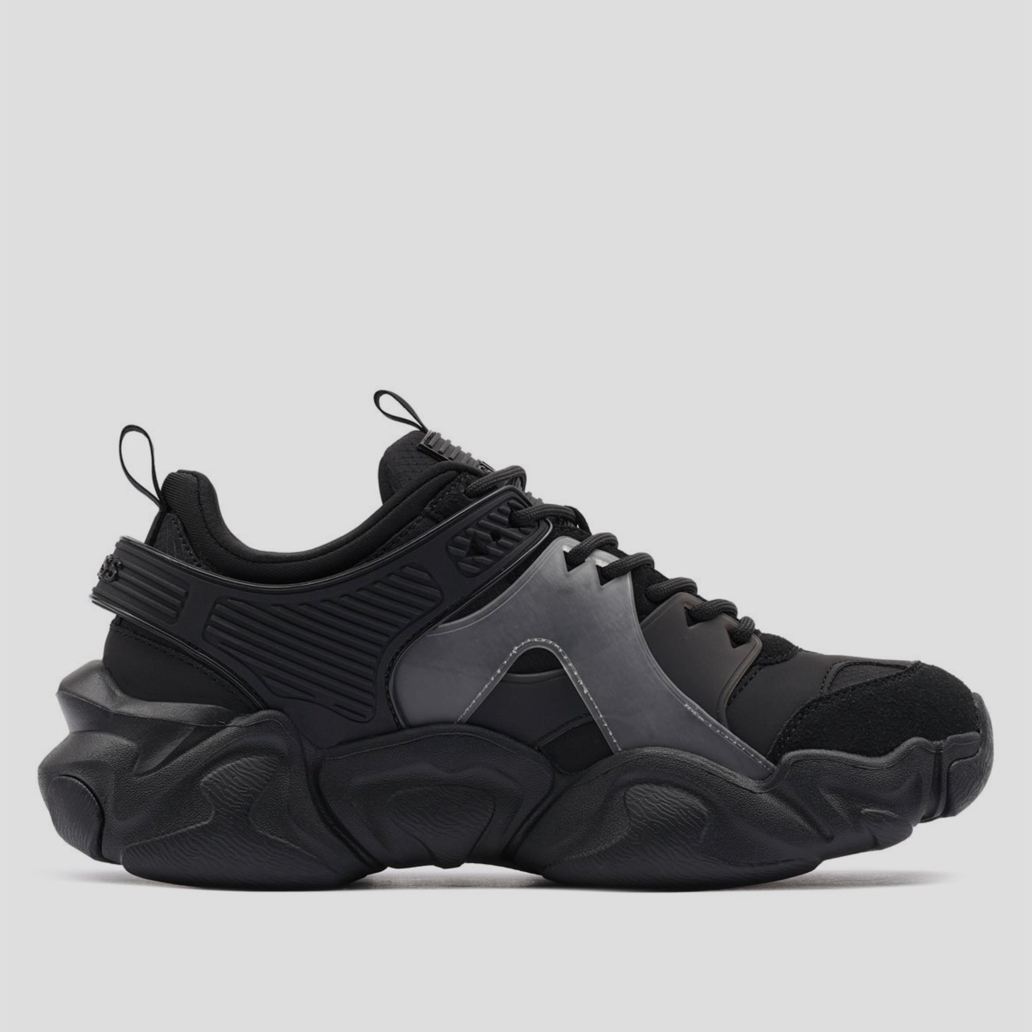 Мъжки маратонки в черно Men’s sneakers Guess CESI FMPCES ELL12