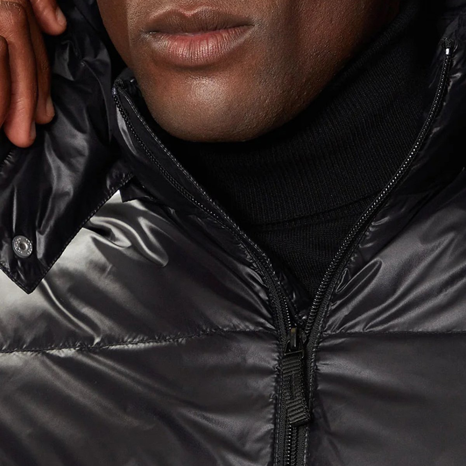 Мъжко зимно яке Armani Exchange Icon Project Men Jacket 8NZB70 ZNYNZ 1200 Close-Up