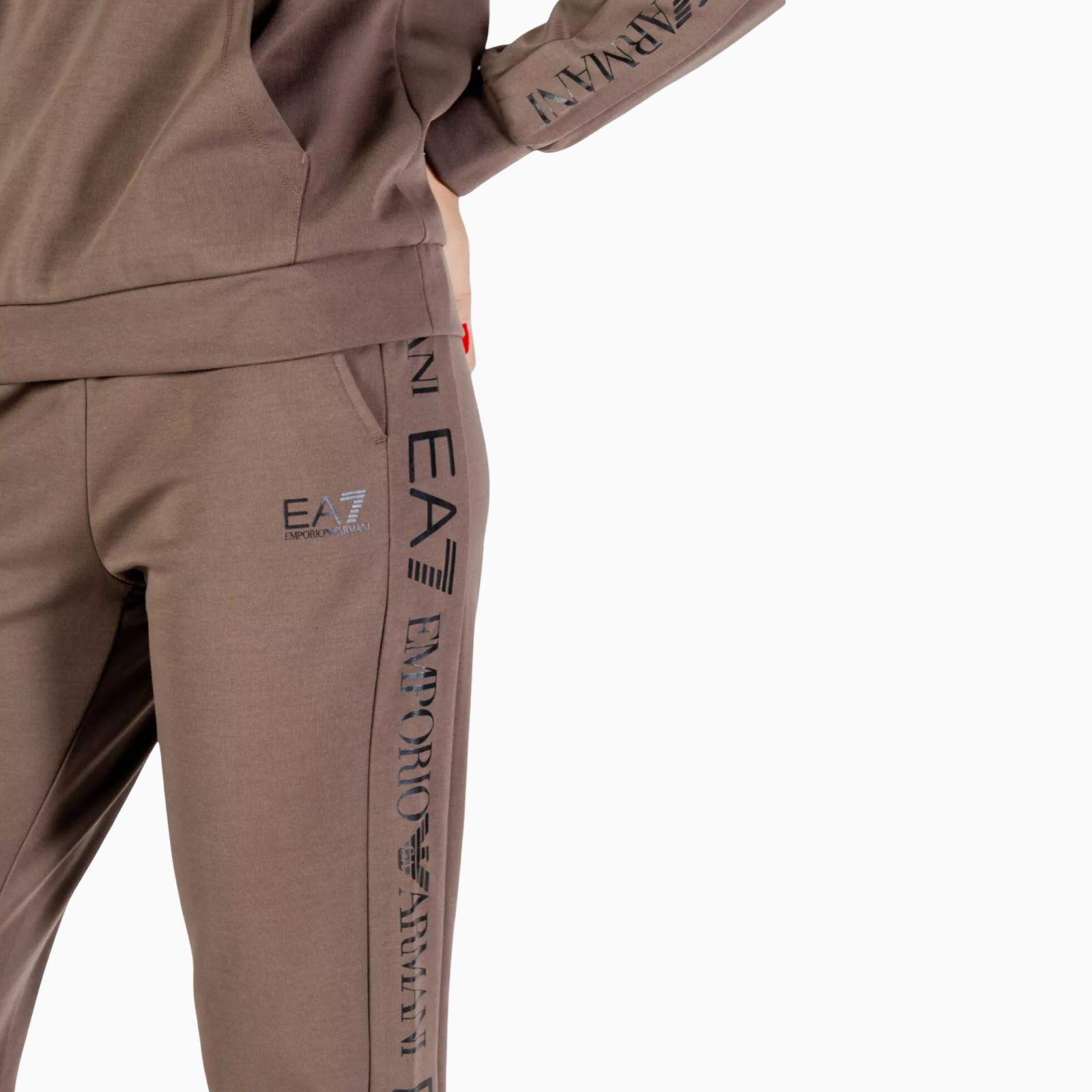 Дамски кафяв екип EA7 Emporio Armani Women Tracksuit 7W000789 AF18880 Close-Up