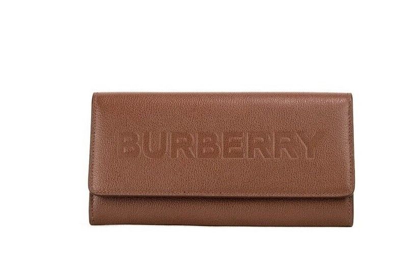 Кафяв портфейл Burberry Porter от релефна релефна континентална клъч с капак