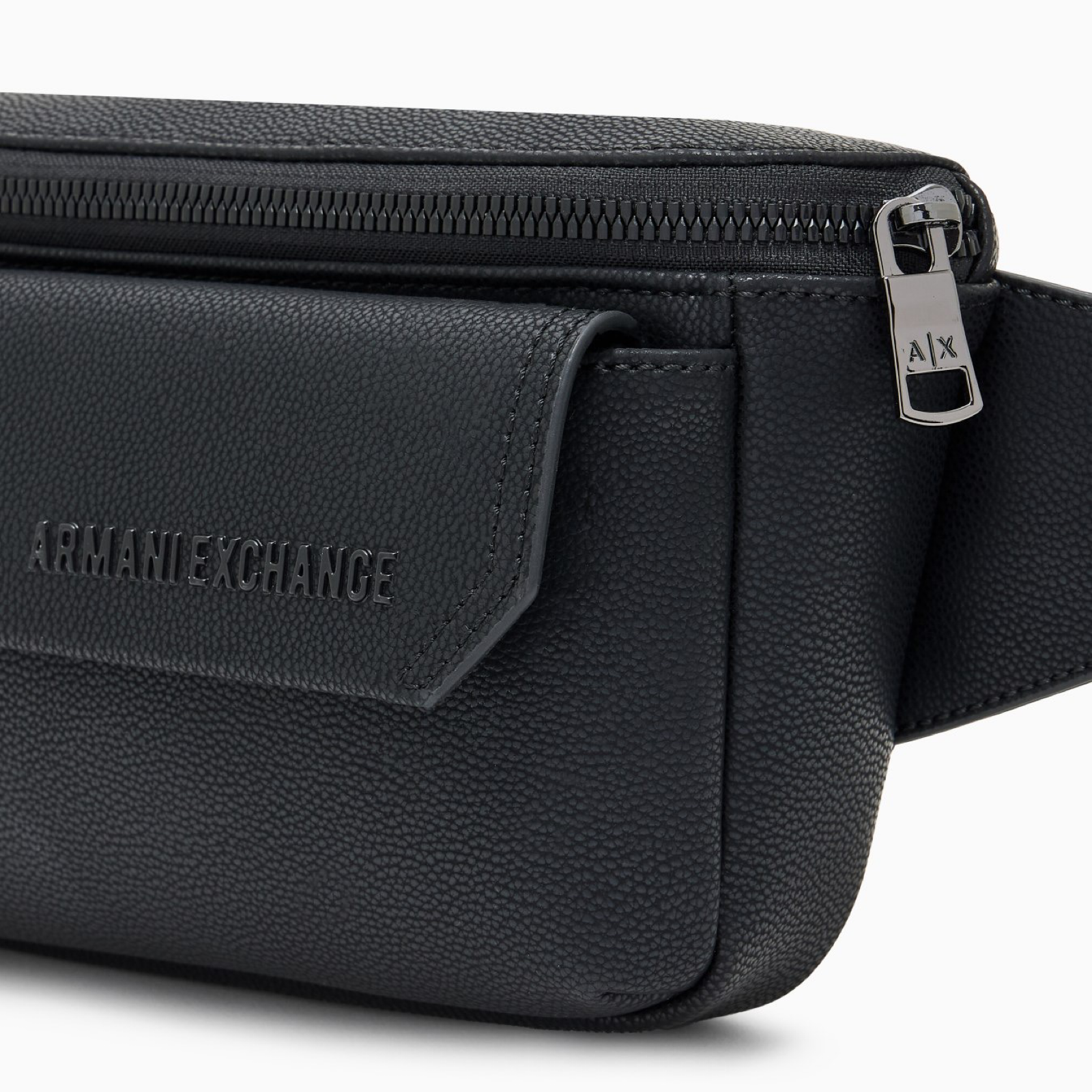 Мъжка чанта за кръст Armani Exchange Men Belt Bag XM001638 AF17090 Close-Up