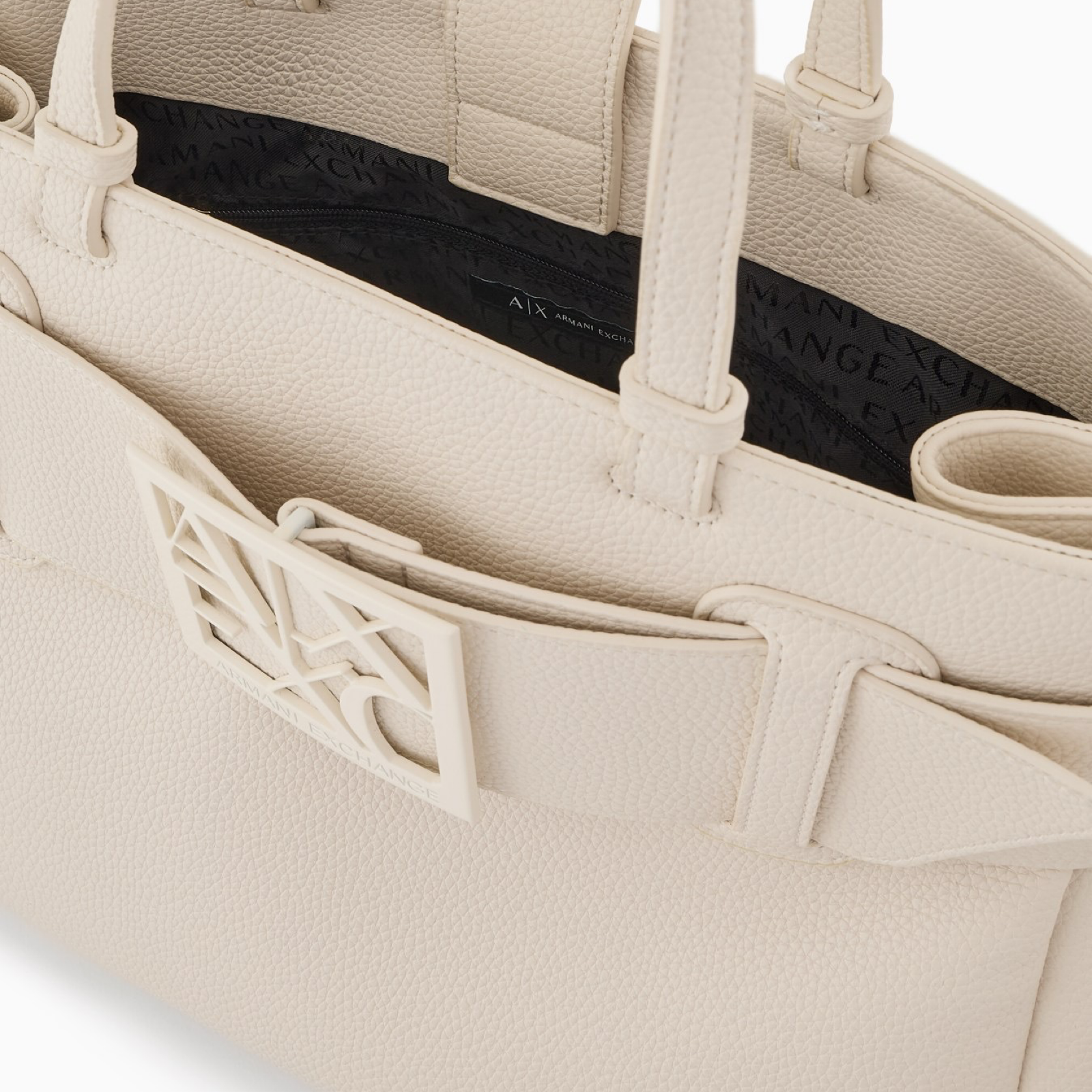 Дамска чанта Armani Exchange Women Bag XW000285 AF11902 Close-Up