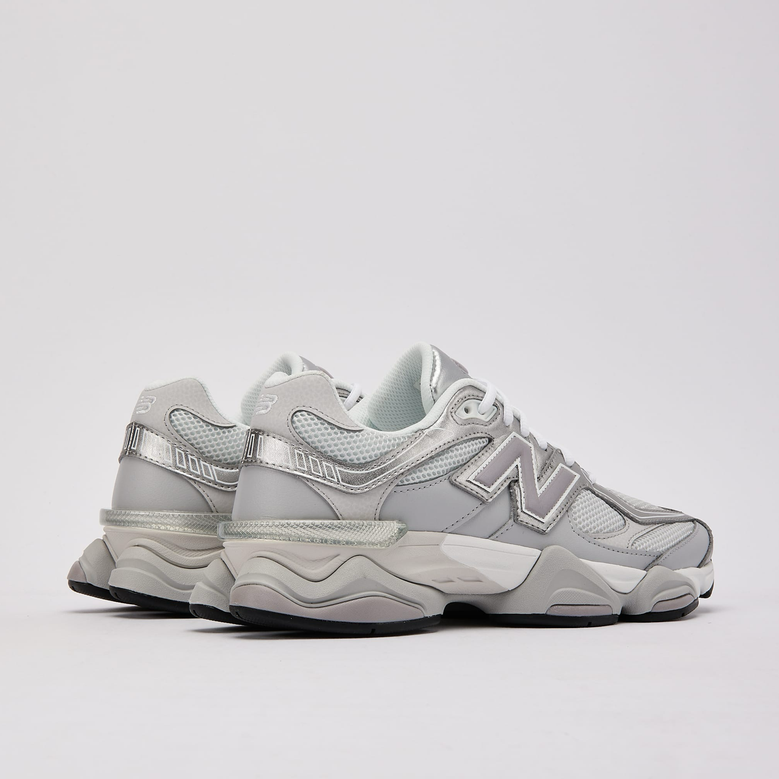 Дамски маратонки New Balance G90602LB Women Sneakers Heel View