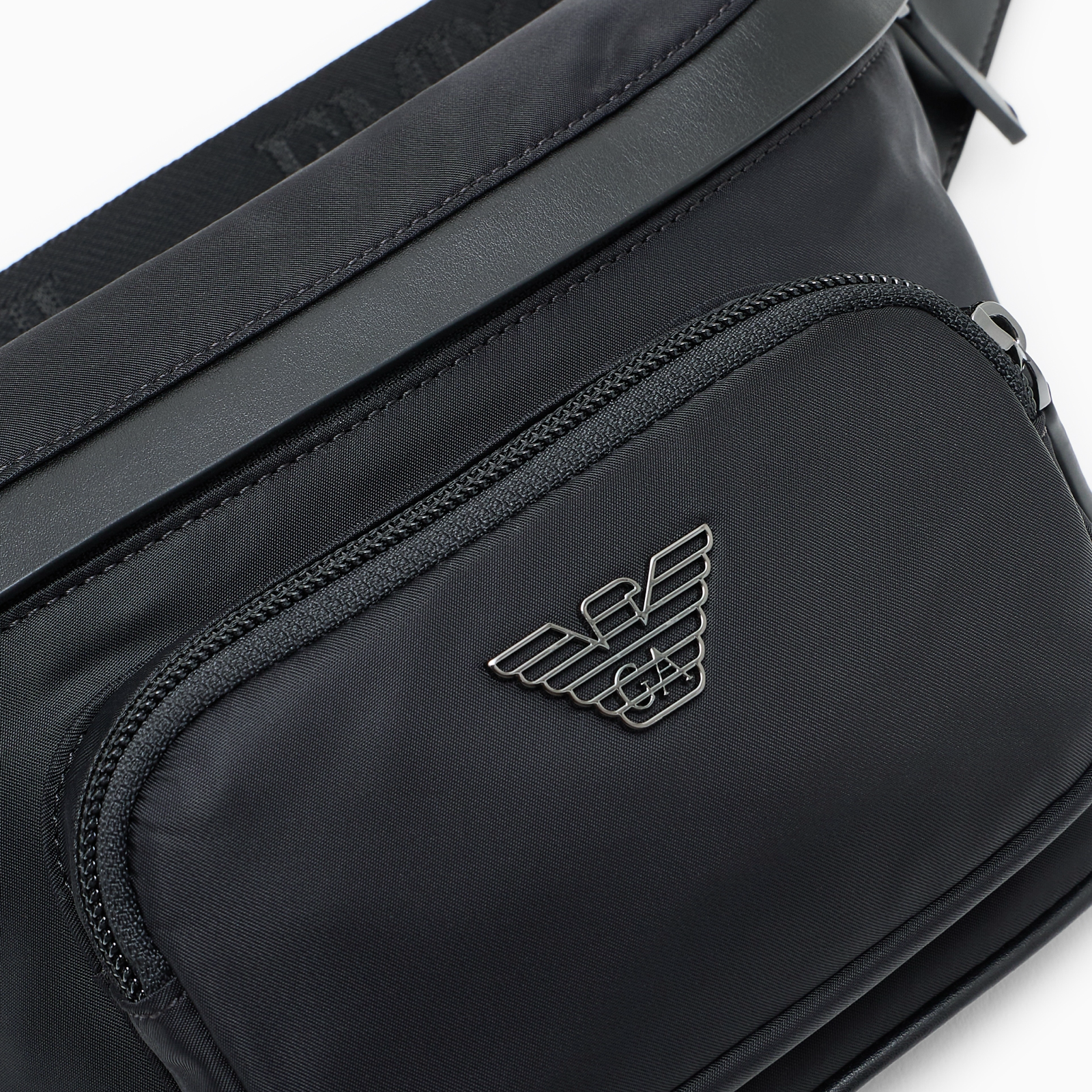 Мъжка чанта Emporio Armani EM001805 AF13454 UC001 Close-Up
