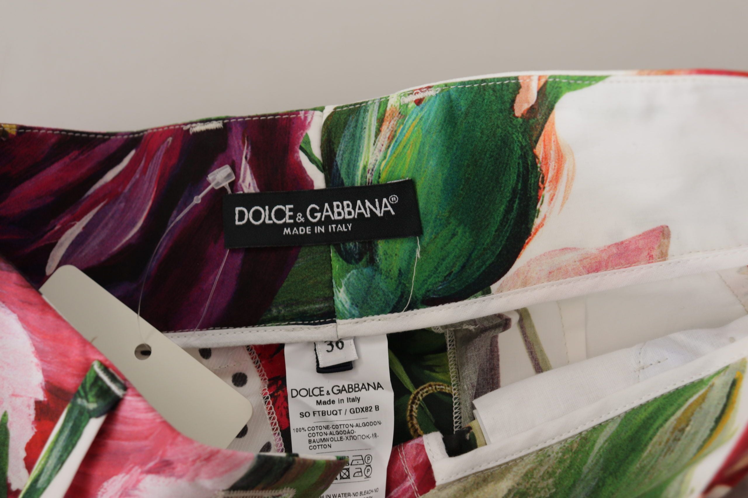 Dolce & Gabbana многоцветни къси панталони с висока талия и цветя от майолика