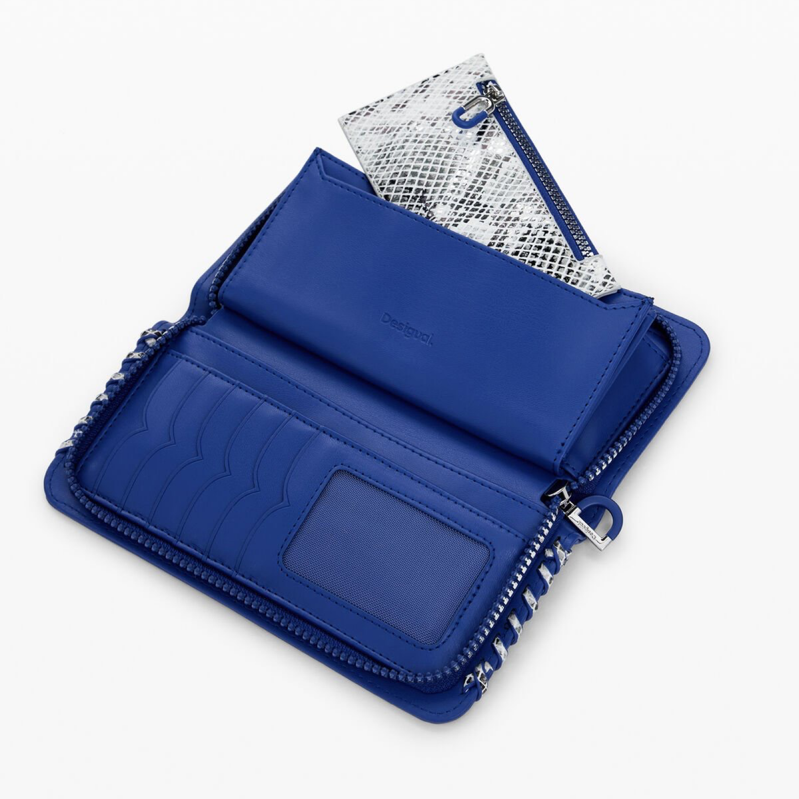 Дамско портмоне Desigual Women Wallet 25WAYP12 Inside View
