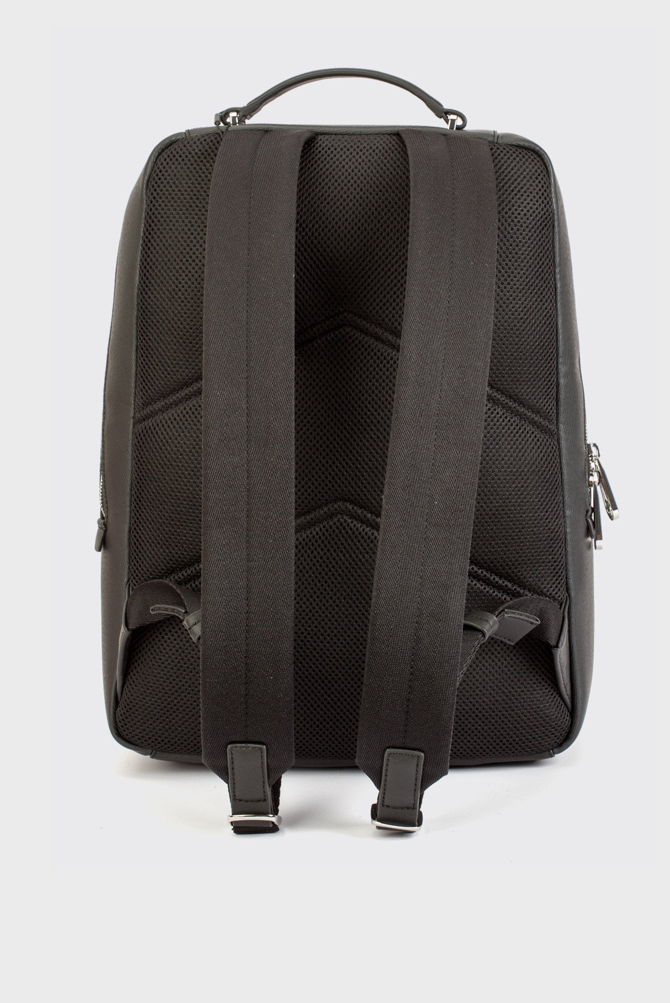 Мъжка раница Men’s rucksack Calvin Klein
K50K510016 Black back view