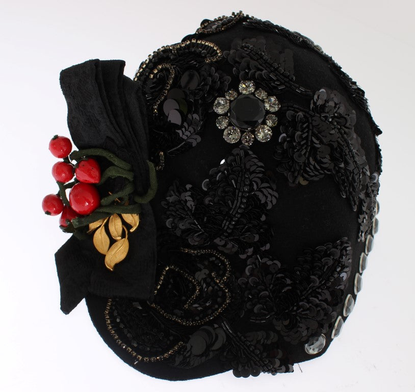 Елегантна черна клош шапка, украсена с кристали Dolce & Gabbana