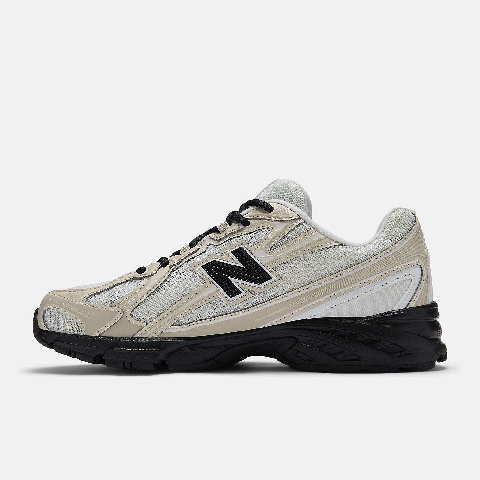 Мъжки маратонки New Balance 740 Men Sneakers U7404OO Medial View