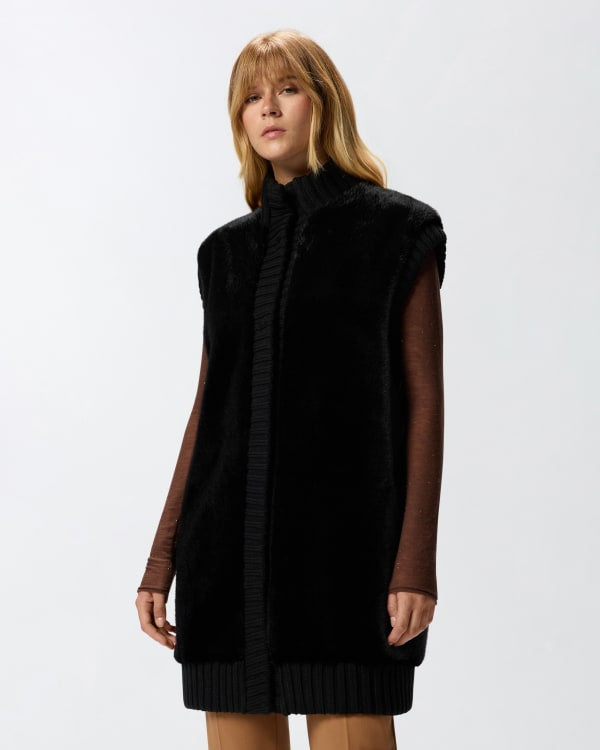 Дамски елек Women’s long vest in faux fur PINKO 105402A2PIZ99 Black front lifestyle view
