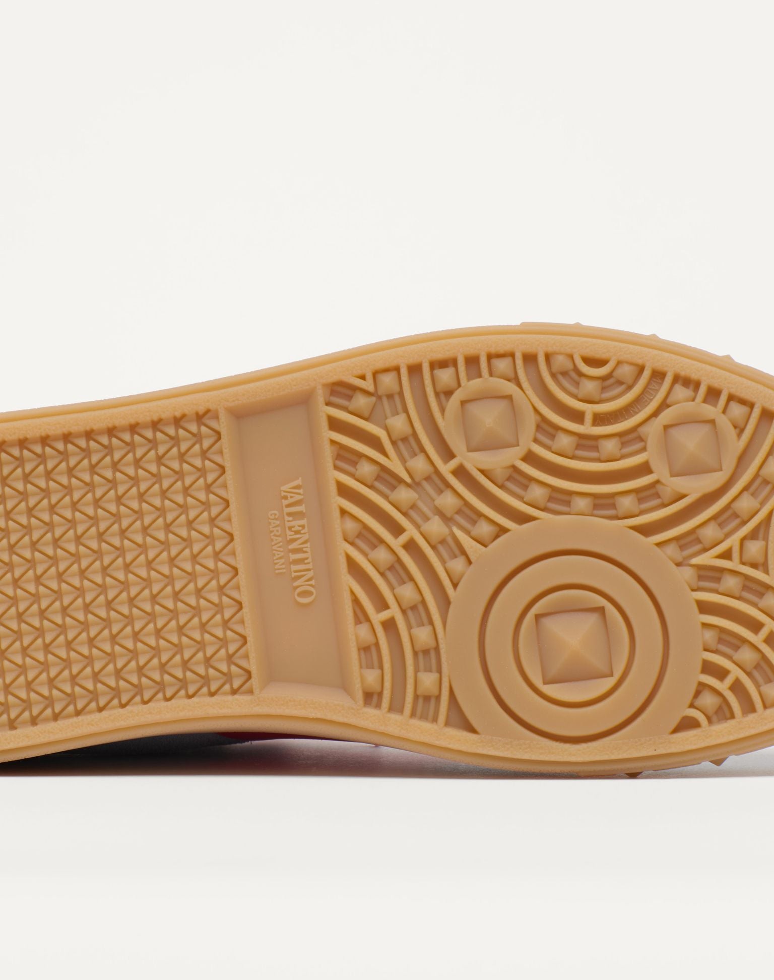 Valentino Garavani Multicolor Calf Leather Bos Taurus Low Top Sneakers