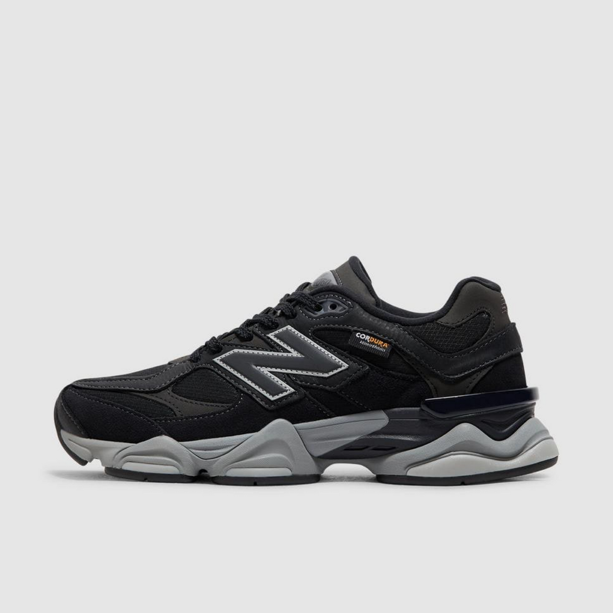 Дамски маратонки New Balance 9060 Women Sneakers U9060ORA Lateral View