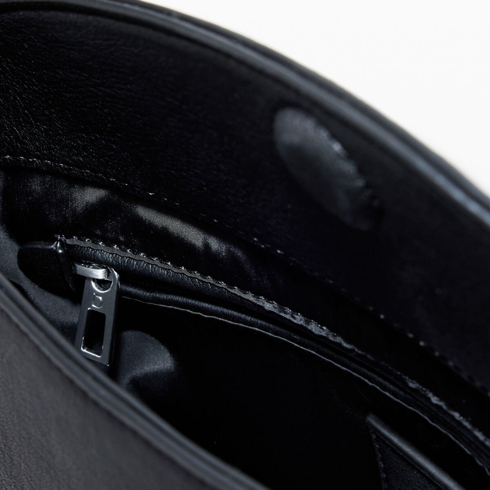 Дамска чанта Women’s handbag with shoulder strap Desigual 25WAXPAL 2000 Black detail view