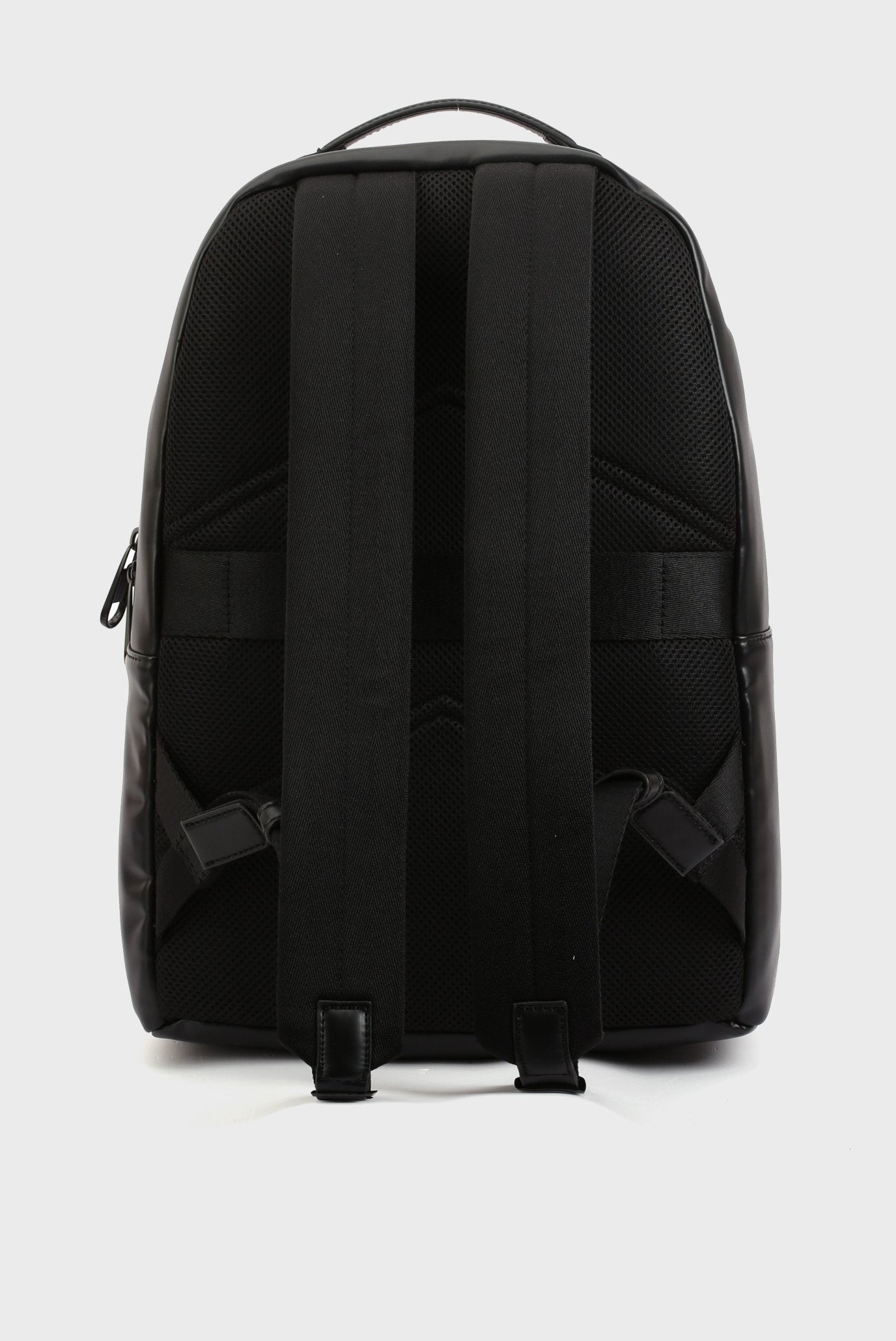 Мъжка раница Men’s rucksack Calvin Klein
K50K510253 Black back view