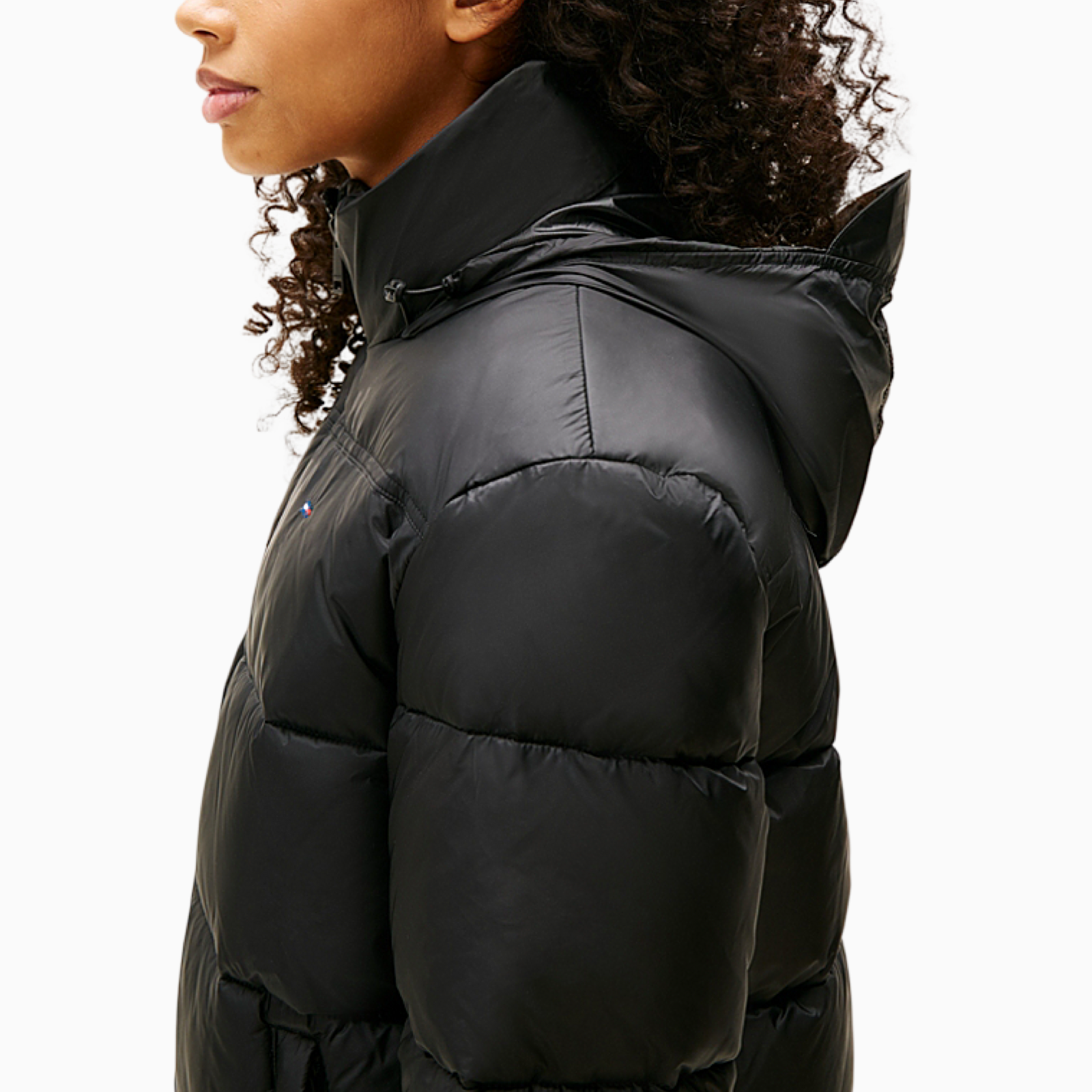 Дамско черно яке Tommy Hilfiger Jeans Women Jacket DW0DW21619 Close-Up