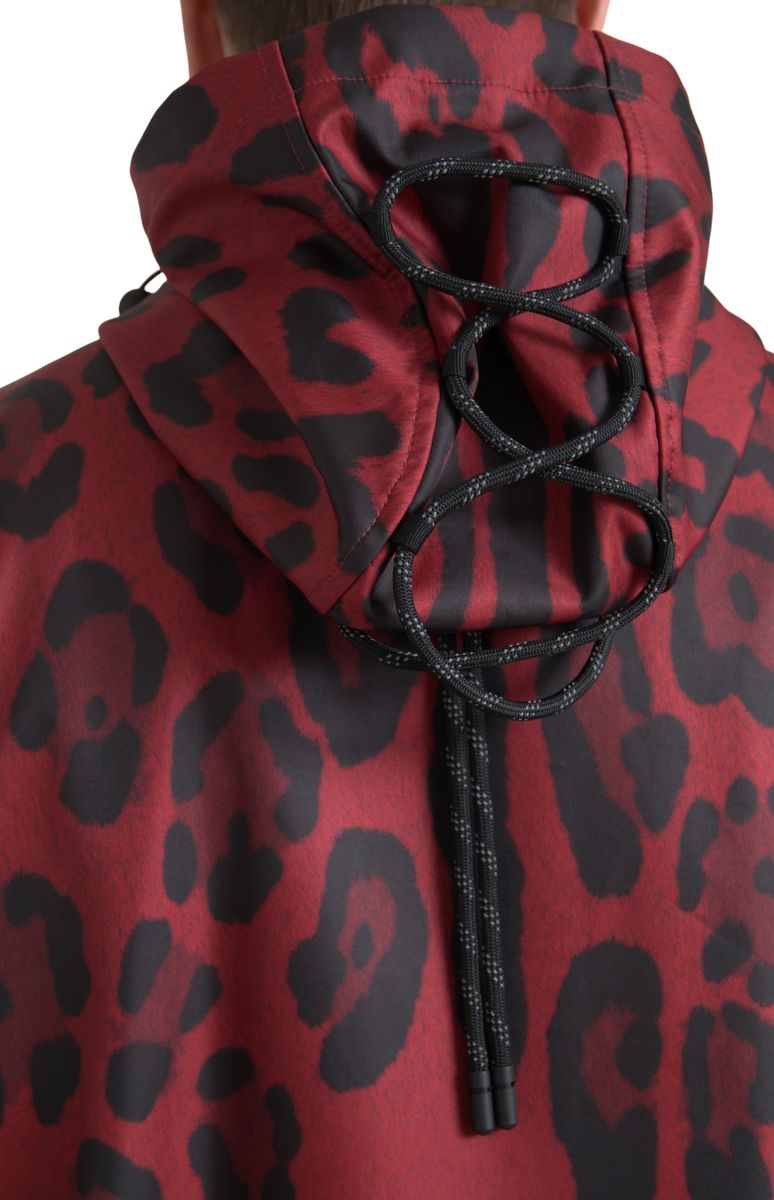 Яке с качулка Dolce & Gabbana Radiant Red Leopard Print