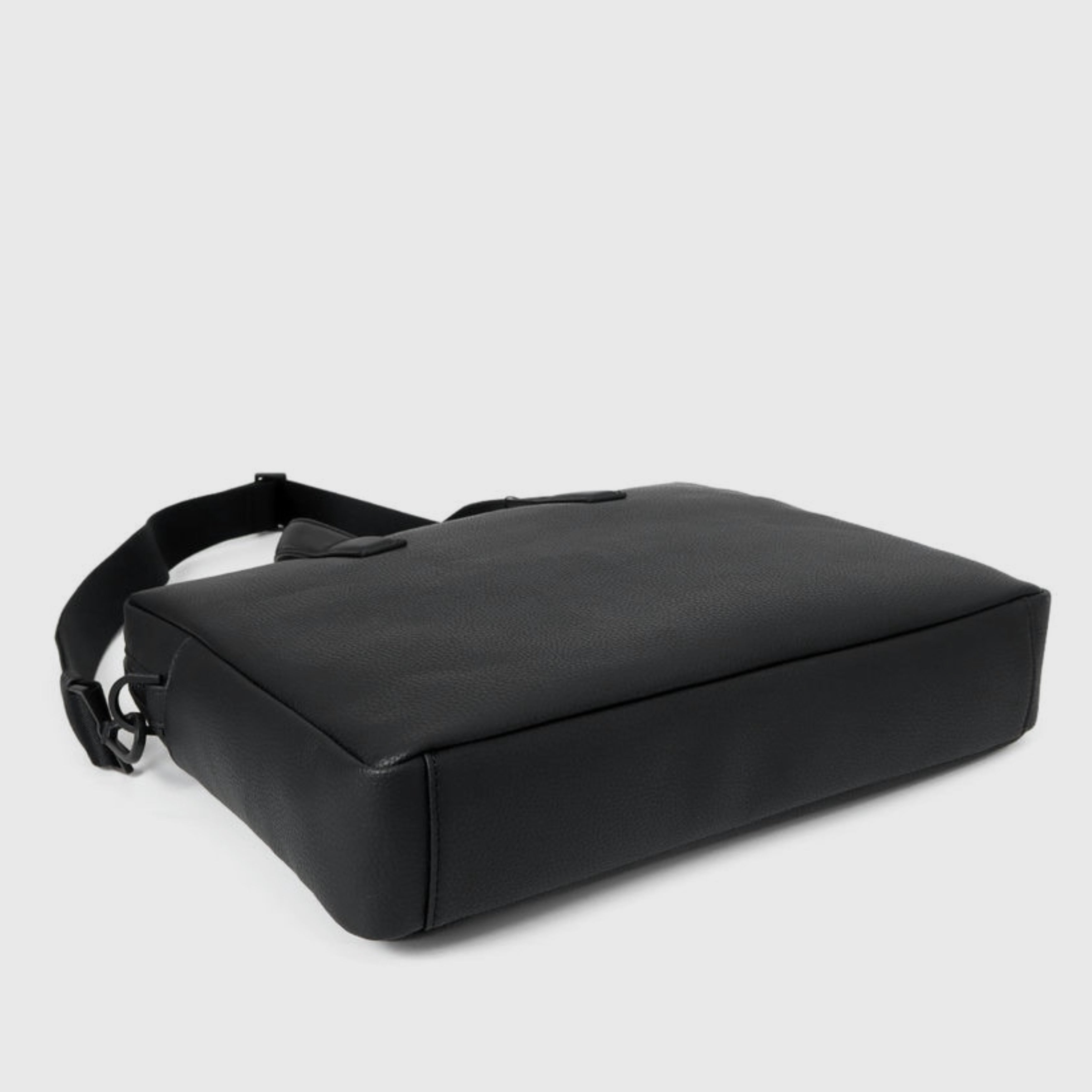 Мъжка чанта за лаптоп Men’s business laptop bag Calvin Klein K50K508694 Black
