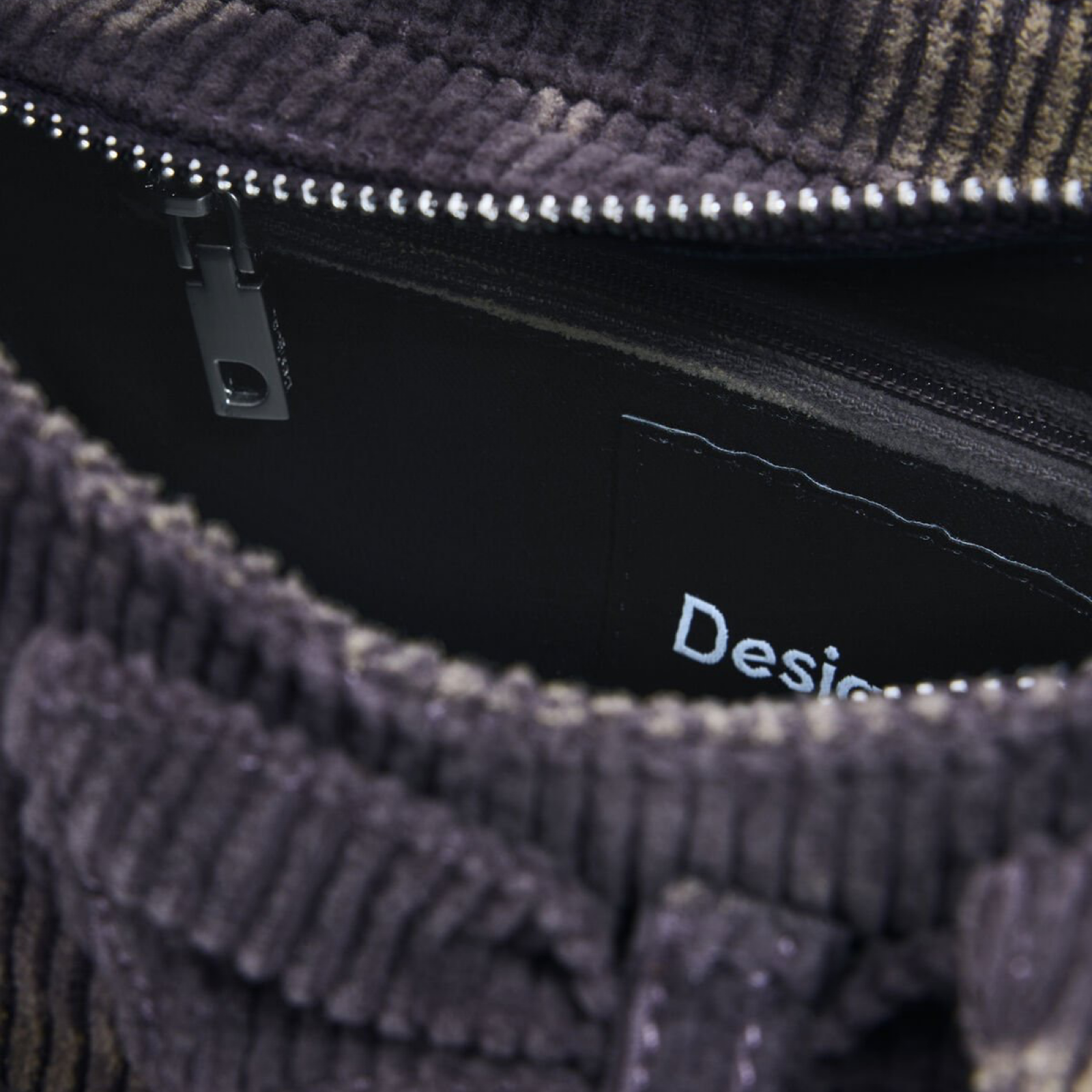 Дамска чанта Desigual Women Bag 26SAXA64 9019U Inside View