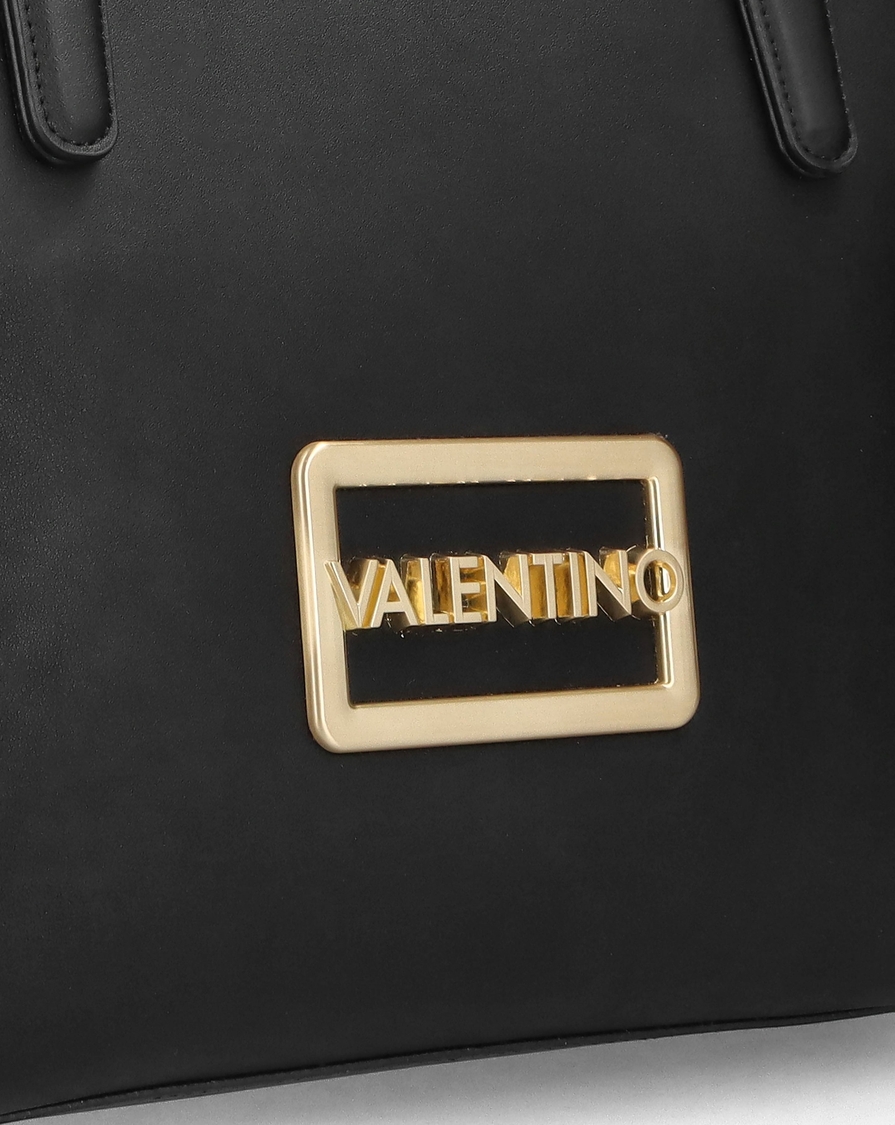 Дамска градска шопер чанта Valentino Princesa Black VBS7R106 в черно