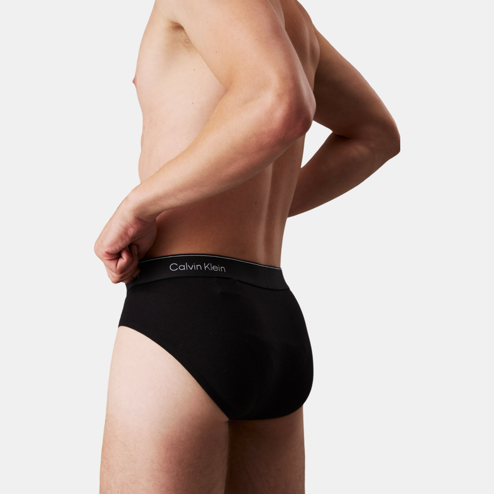 3 броя мъжки слипове Calvin Klein 3-pack briefs LV00NB4388 Back View