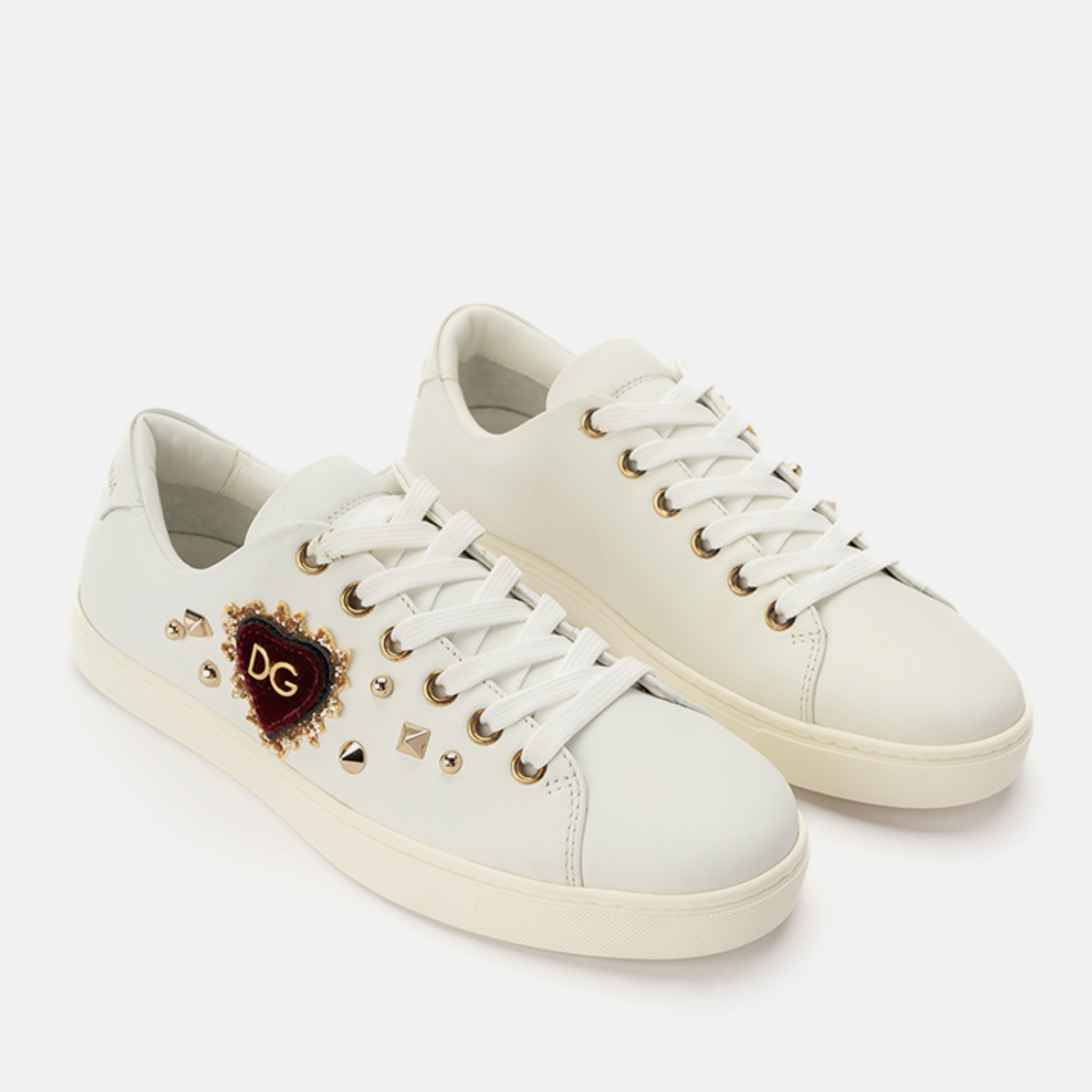 Дамски кожени кецове в бяло с апликация от кадифено сърце DOLCE & GABBANA Women’s White with Embellished Heart Detail Sneakers