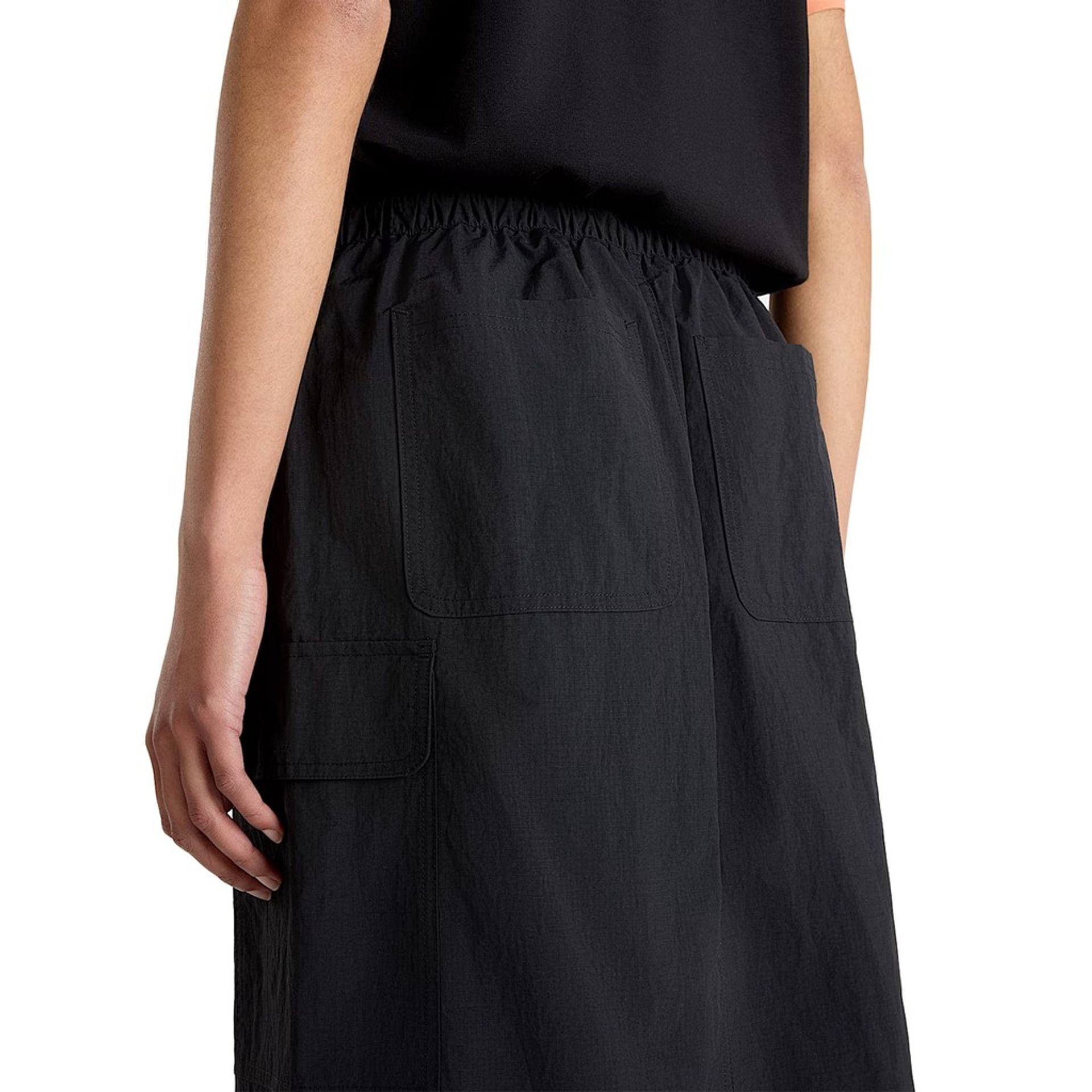 Дамска дълга пола Women’s skirt Vans
VN000HQBBLK1 VNBLK