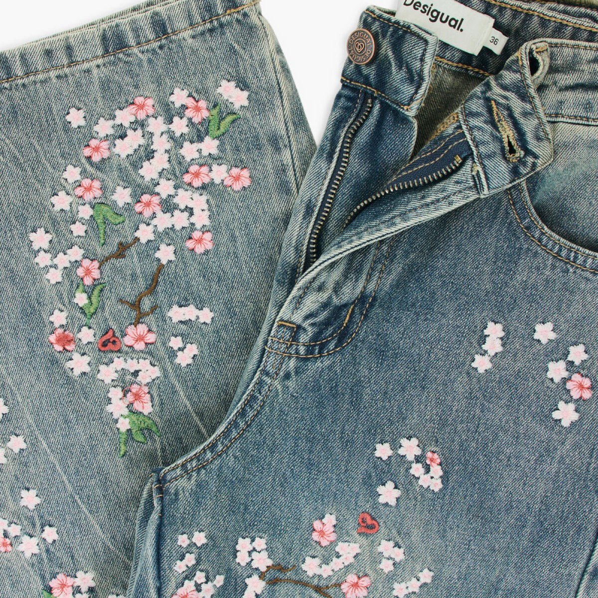 Дамски дънки Desigual Women Jeans 26SWDDXC 5053 Close-Up