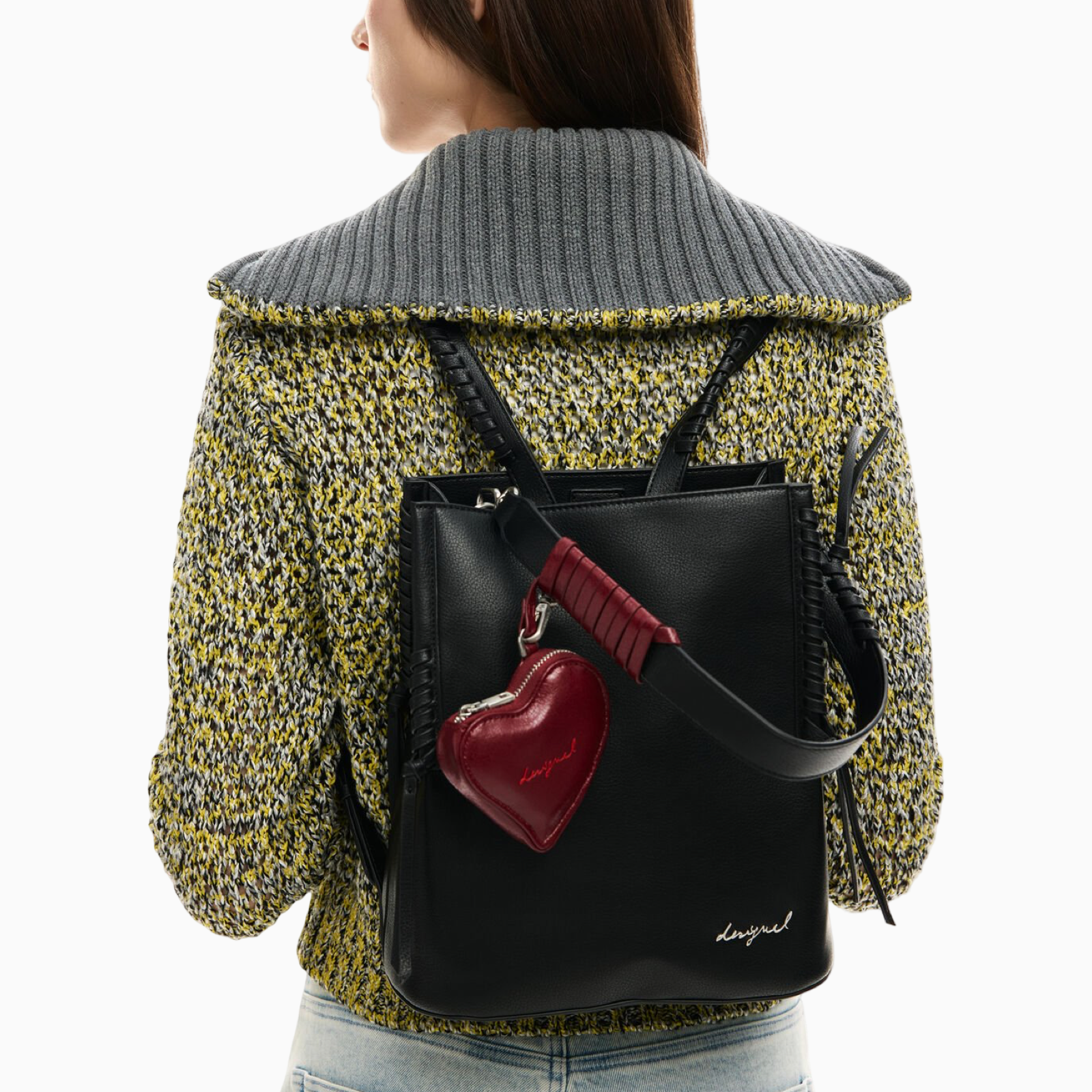 Дамска раница Desigual Women Rucksack 26SAKP21 2000U Model View
