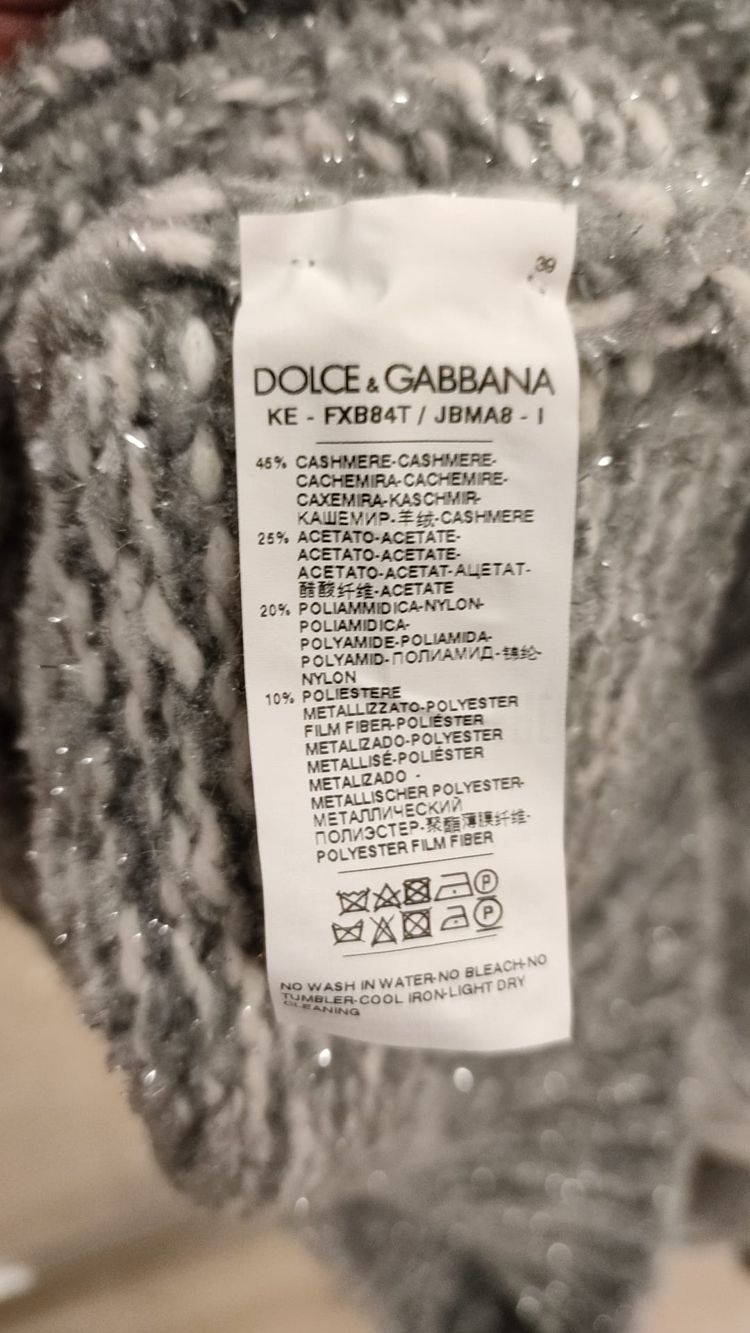 Dolce & Gabbana Елегантен сив пуловер с висока яка от кашмир