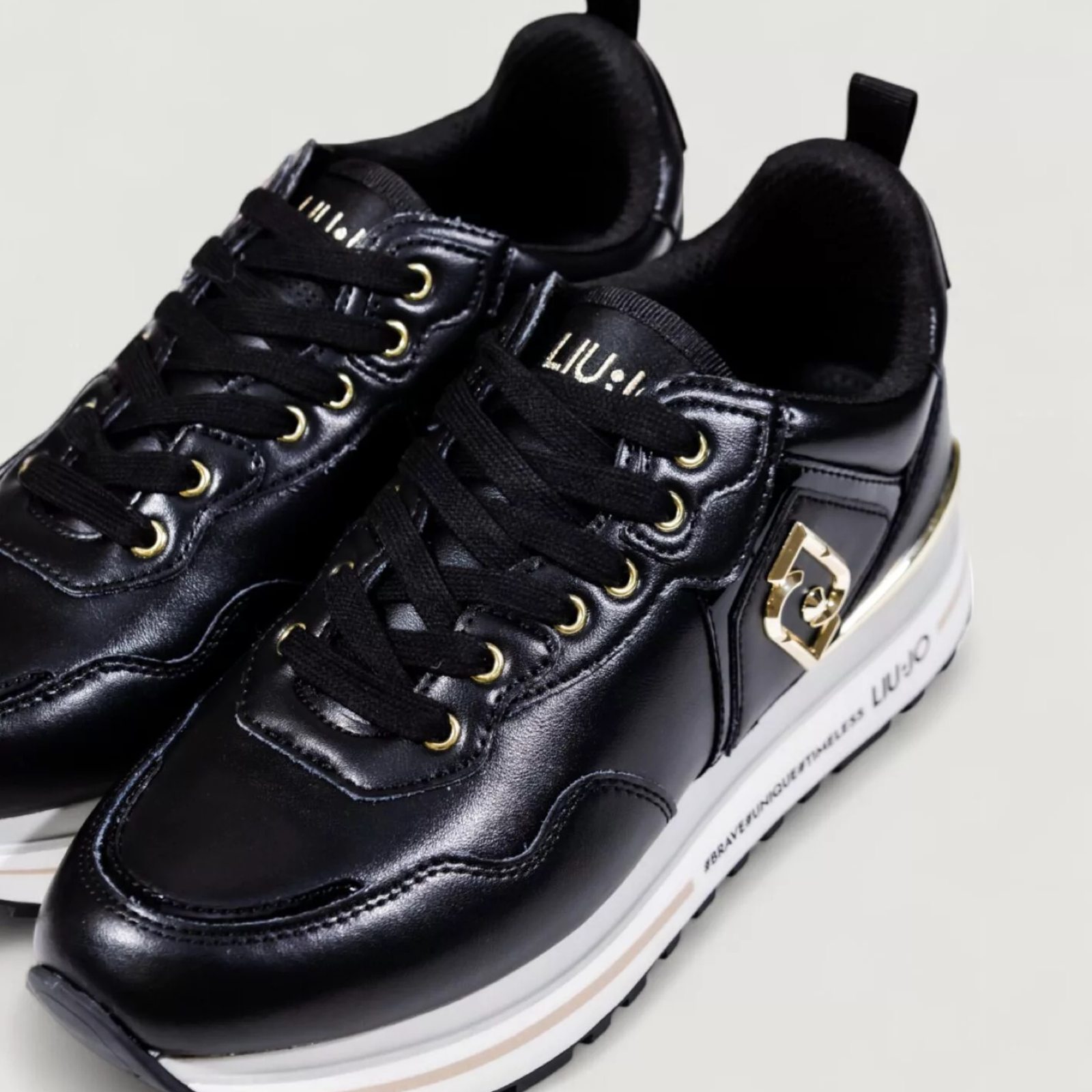 Дамски маратонки Liu Jo Women Sneakers BF5009P0102 Close-Up