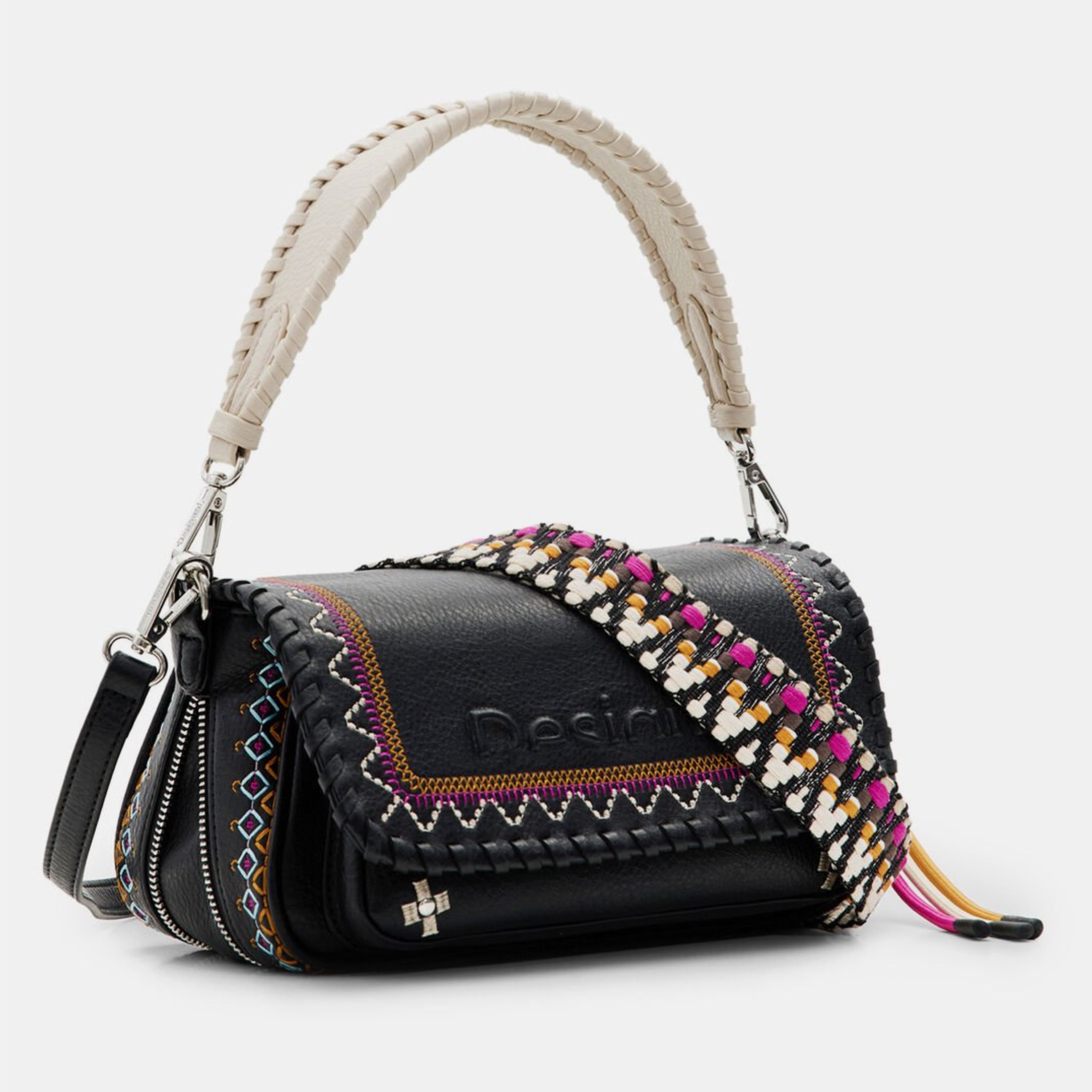 Дамска чанта за рамо с бродерии Women’s midsize embroidered shoulder bag Desigual 23WAXP02 2000U Black