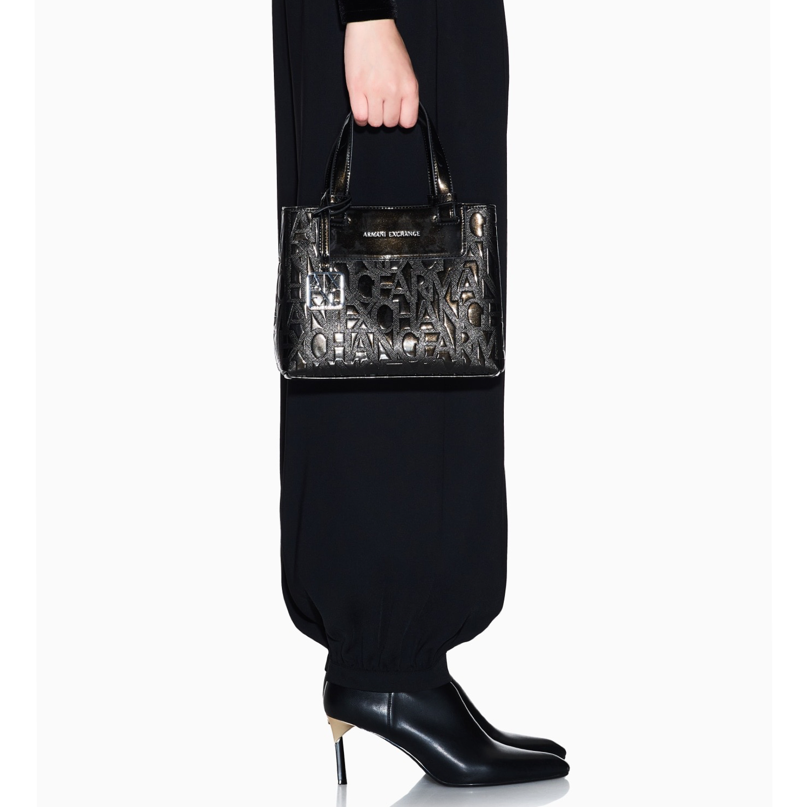 Дамска чанта Armani Exchange Women Handbag XW001576 AF1577 Hand View