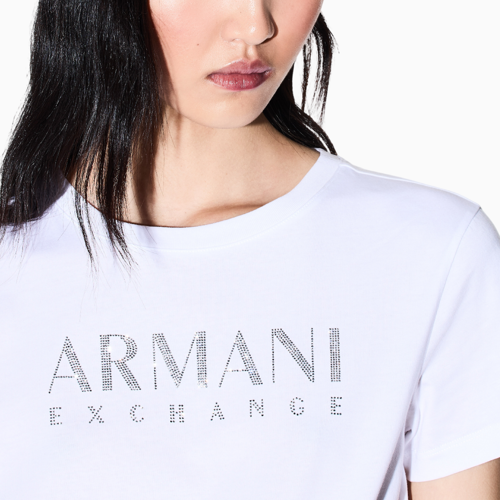 Дамска бяла тениска Armani Exchange Women T-shirt XW002294 AF17172 U0002 Close-Up