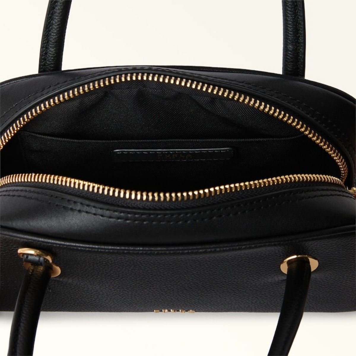 Дамска чанта Furla Poppy Dome Handbag WE00915_BX4573_1002_O6000 Inside View