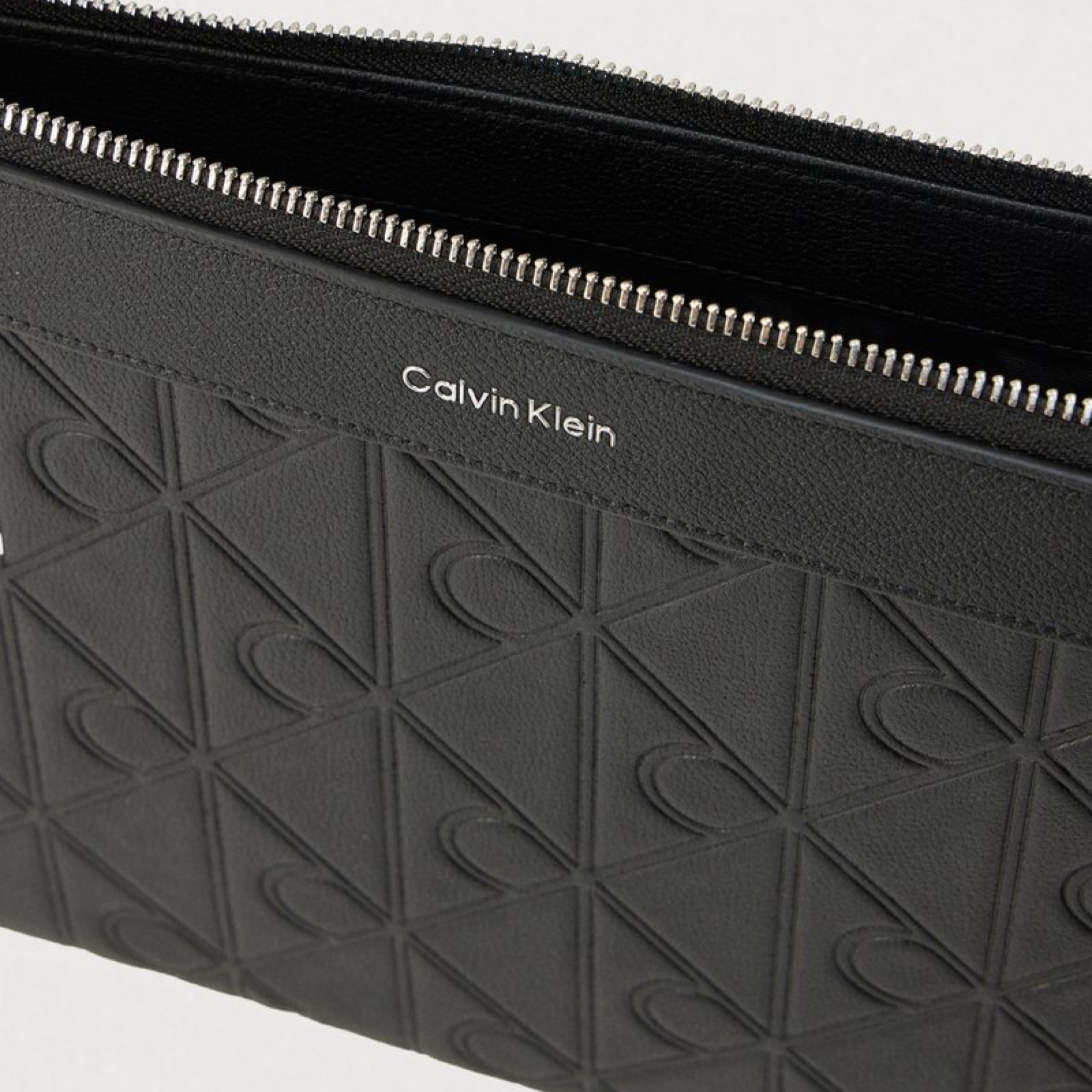 Мъжка клъч чанта Calvin Klein Men Clutch Bag LV04D1180G UB1 Close-Up