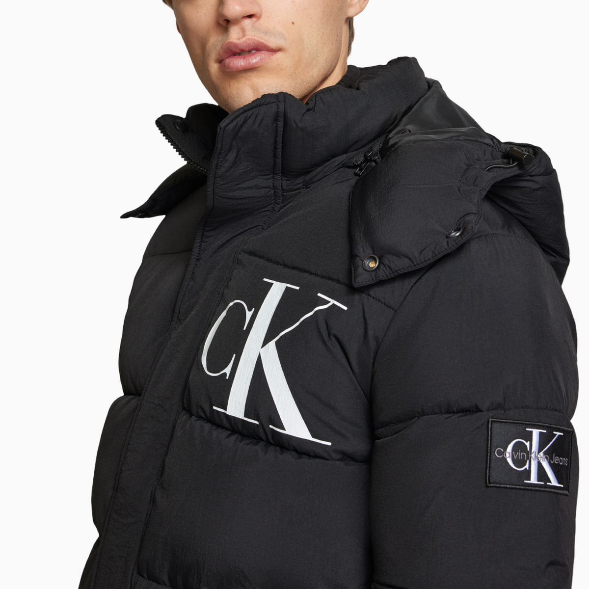 Мъжко зимно яке Calvin Klein Jeans Men Jacket J30J326104 BEH Close-Up